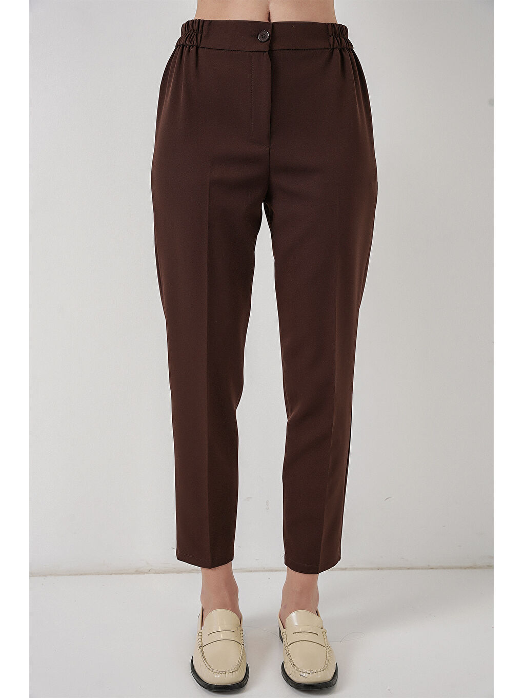 Kadın Beli Lastikli Kumaş Pantolon 30058 - Kahverengi-1