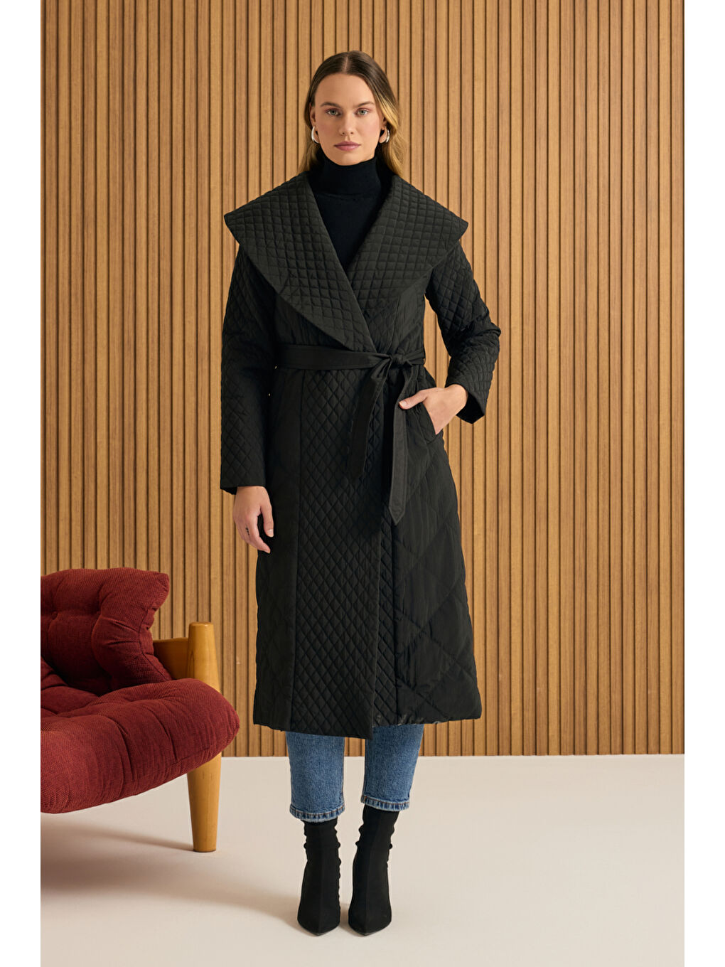 Siyah Şal Yaka Kapitone Mont-2