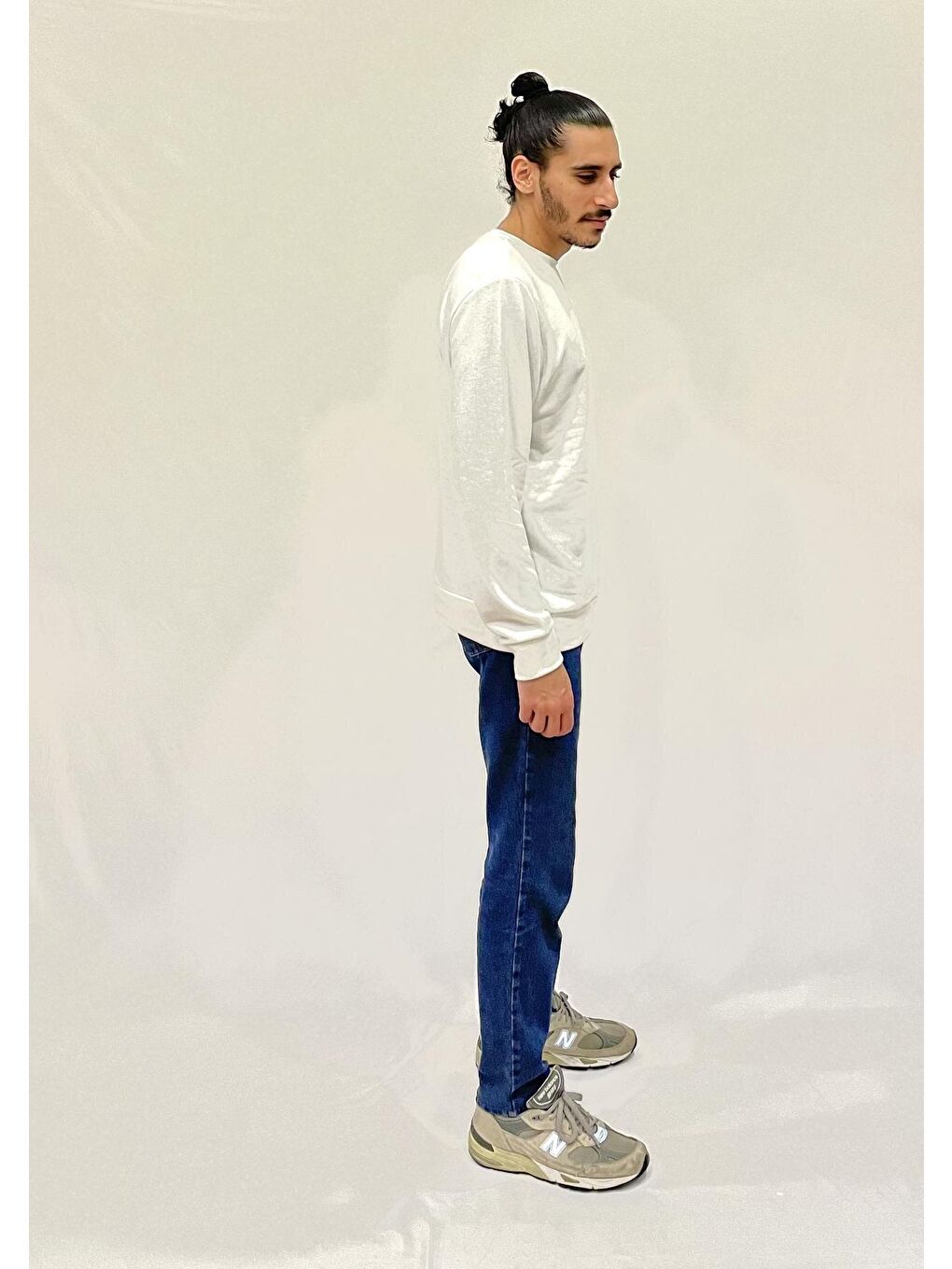 Ekru Erkek Bisiklet Yaka Rahat Kalıp 3 İplik Kalın AİR Nakışlı Sweatshirt SPR24SW33-2