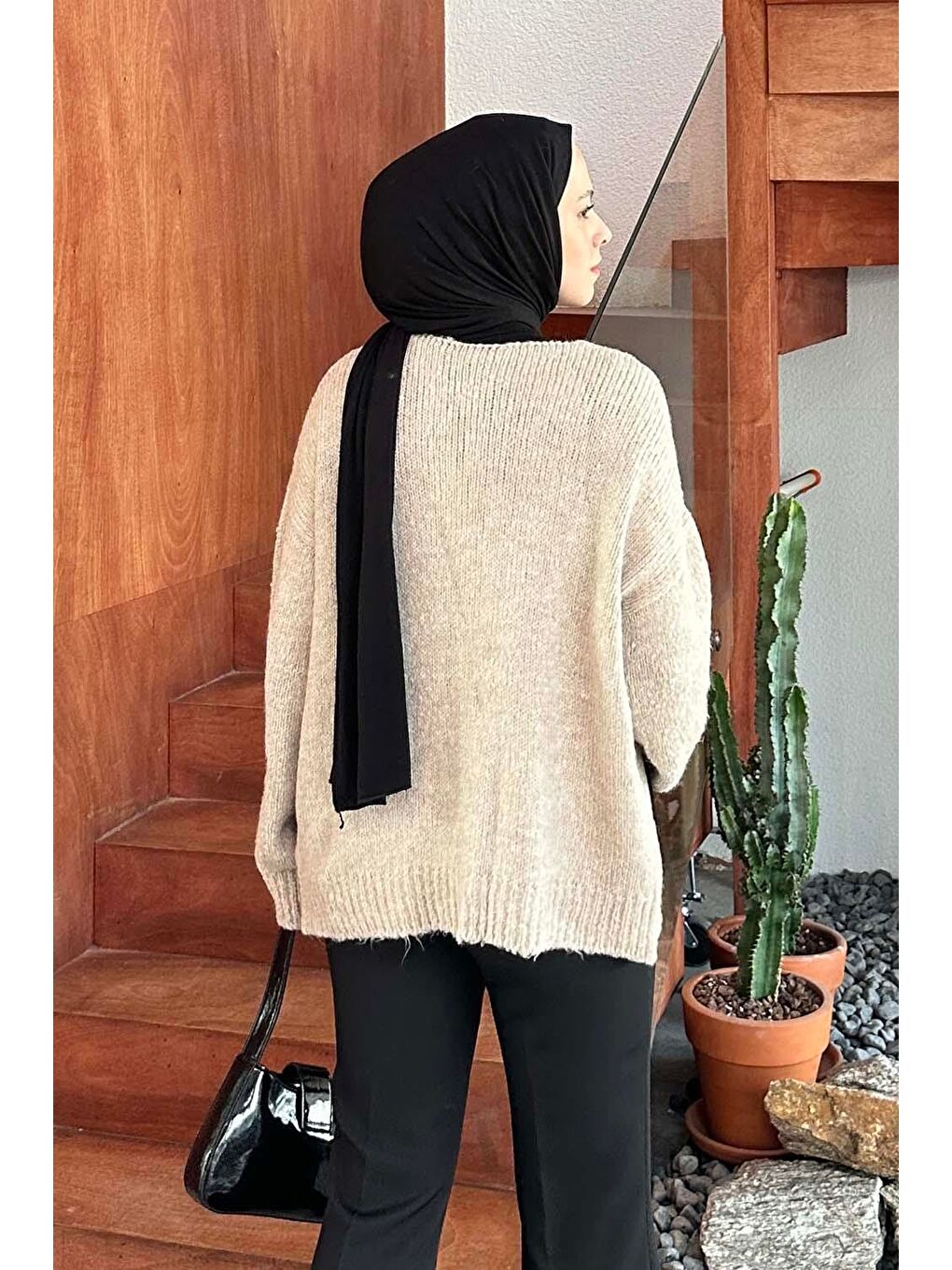 Kahverengi Fiyonk Detaylı Hırka Sütlü Kahve-3