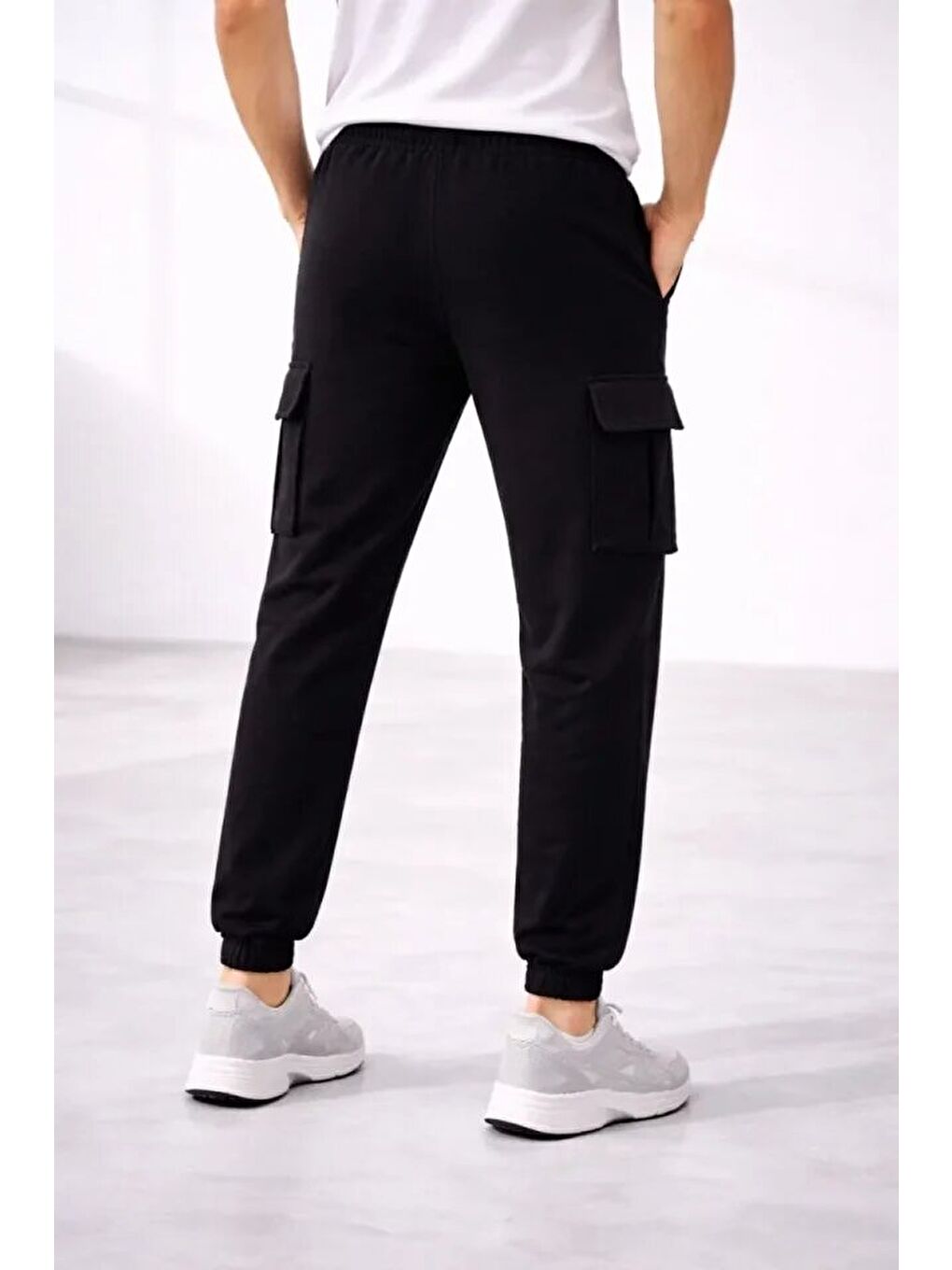 Siyah Erkek Jogger Eşofman Altı Regular Fit-3