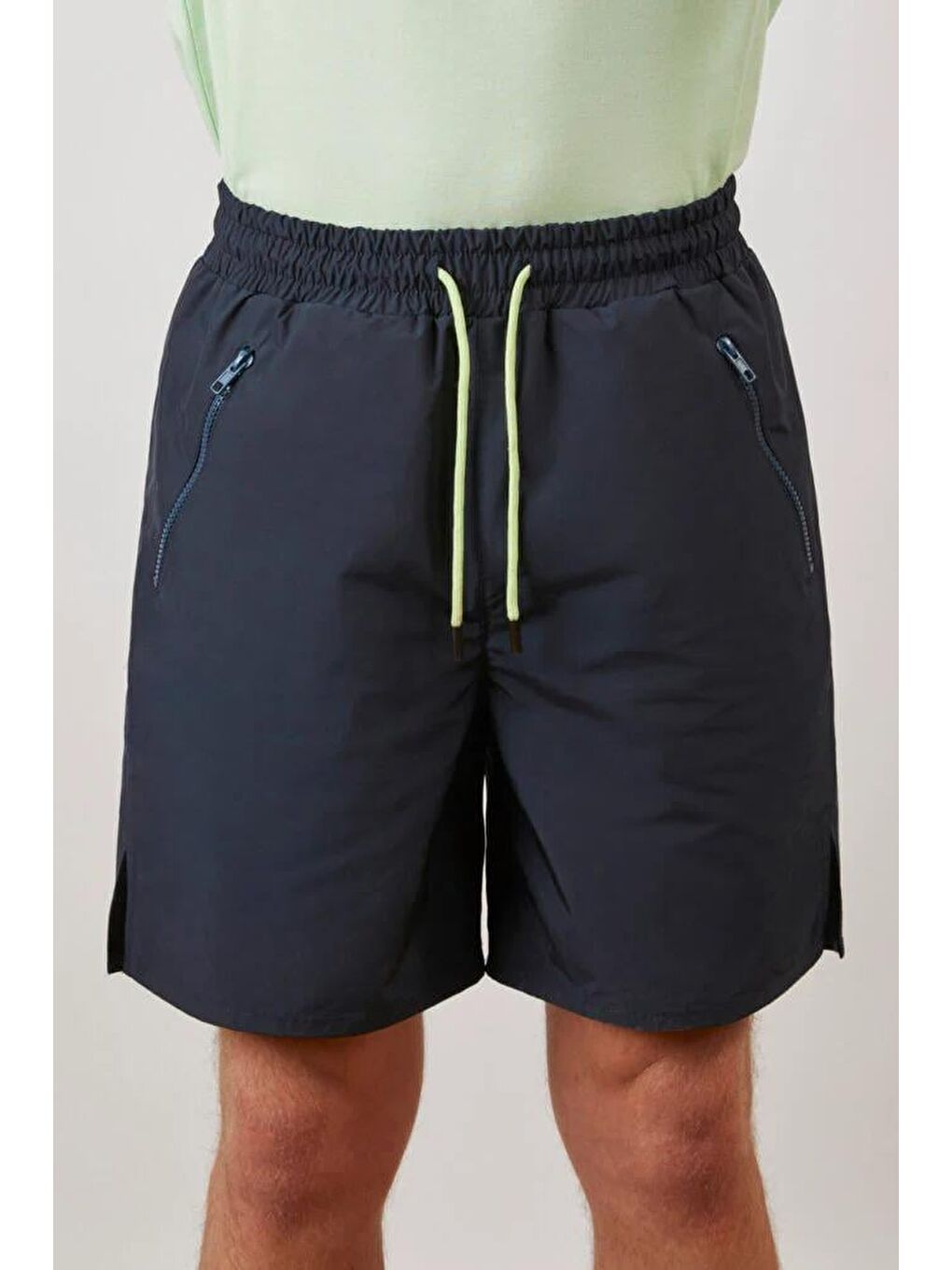 Qollanchi Predatory Zip Short – Lacivert
