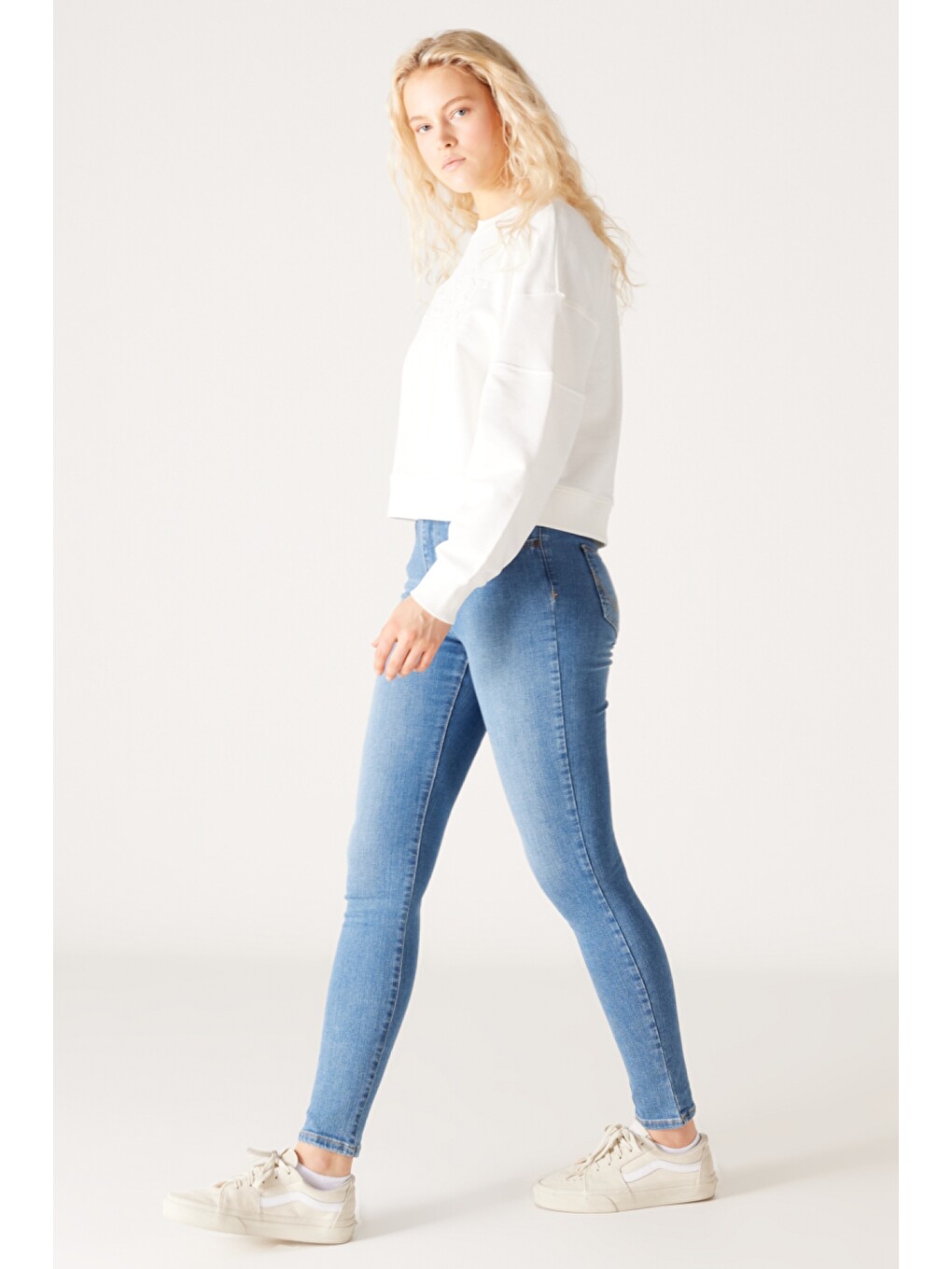 Bej High Rise Skinny Fit Dar Kesim Yüksek Bel Açık Mavi Esnek Jean Jean Pantolon-3