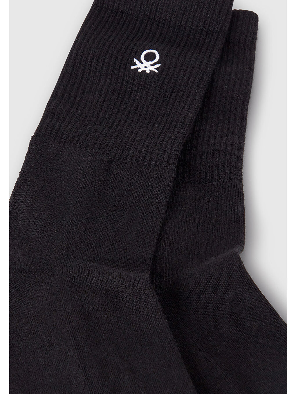 Unisex Siyah Benetton Logolu Soket Çorap-1