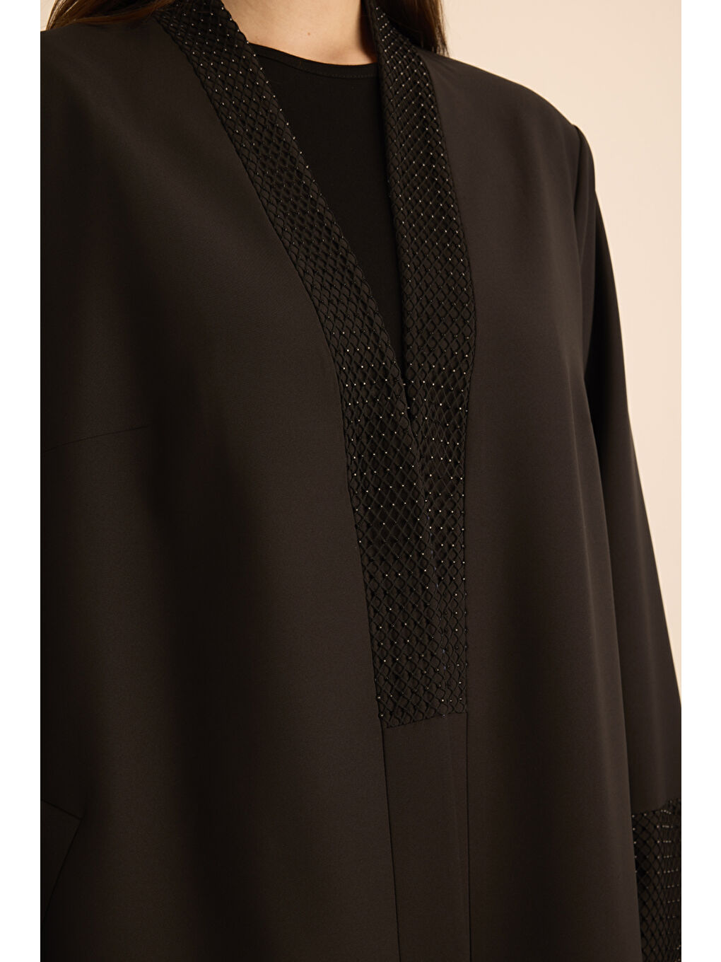 Siyah Taşlı File Detaylı Kap-4