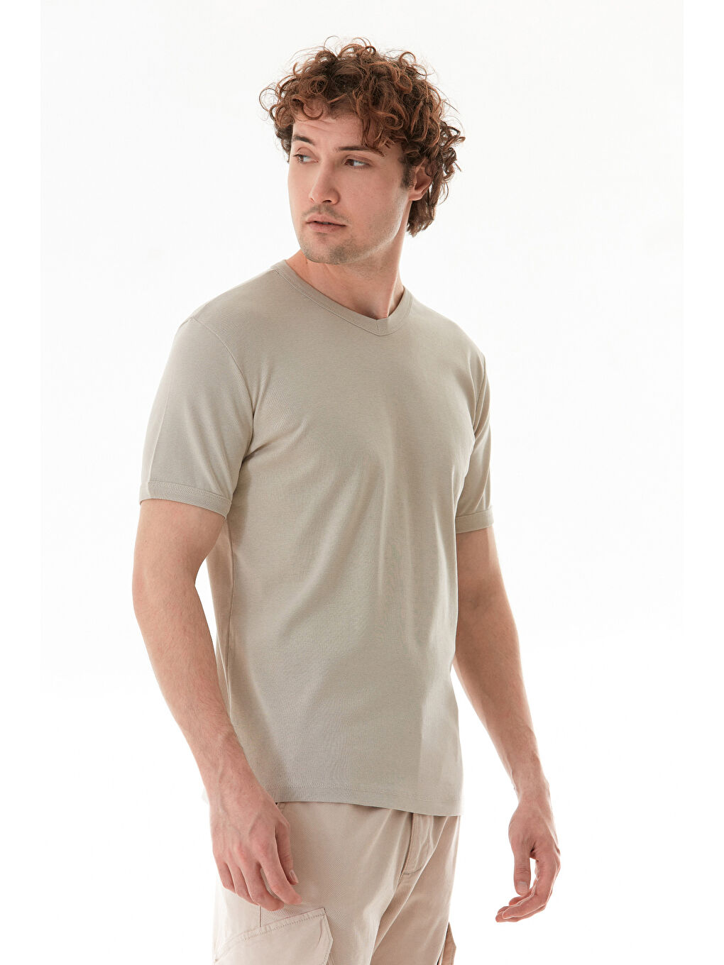 Bej Basic V Yaka Ribanalı Tişört-2