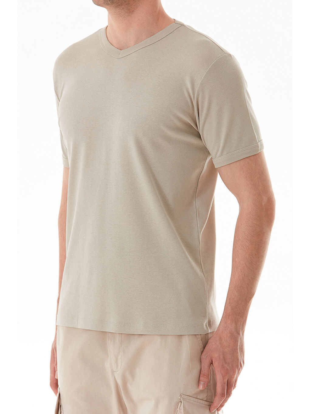 Bej Basic V Yaka Ribanalı Tişört-4