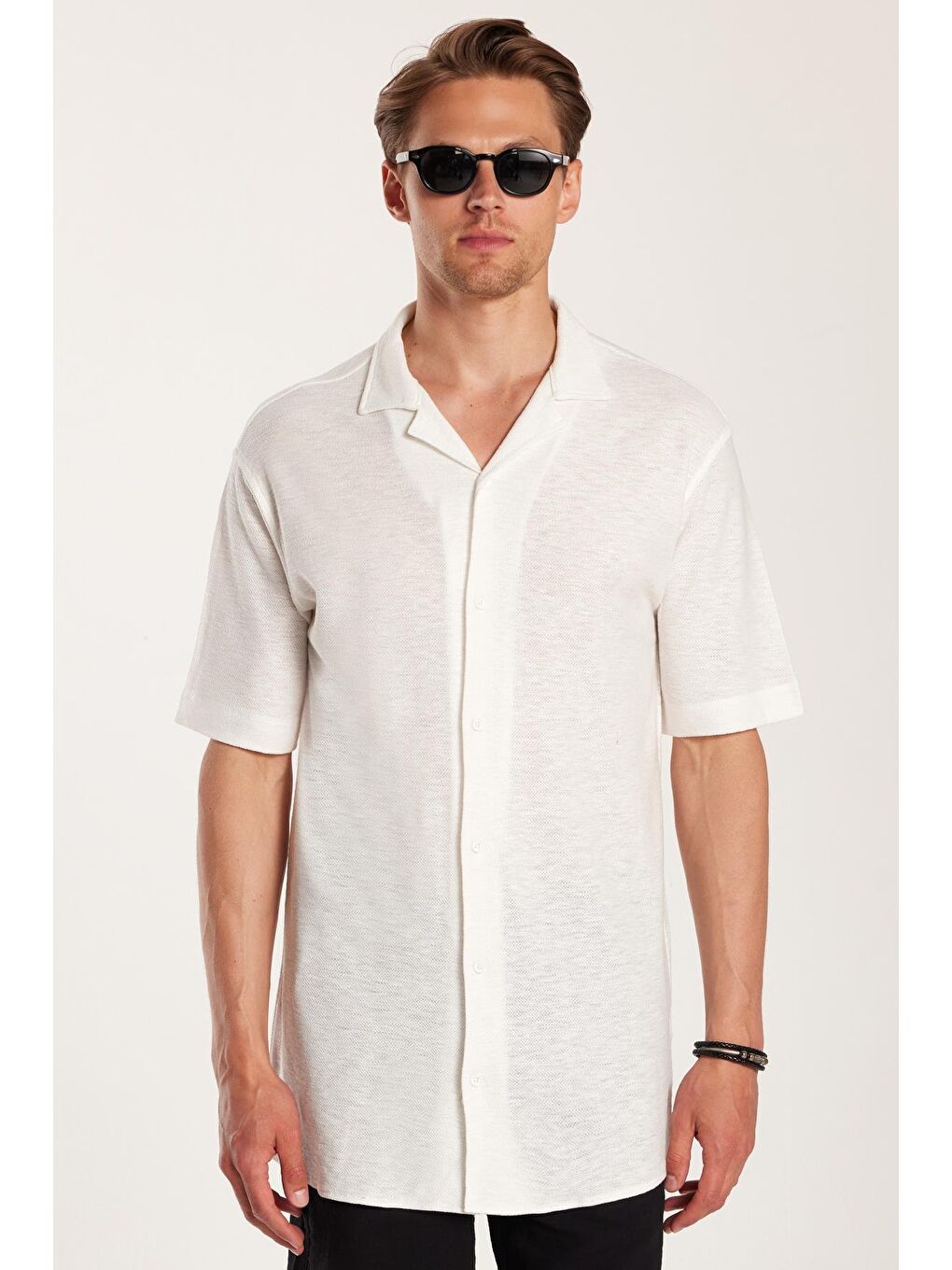 Erkek Relax Fit Rahat Kesim Apaş Yaka Liyosel Kumaş Yumuşak Doku Nefes Alan Rahat Beyaz Gömlek-3