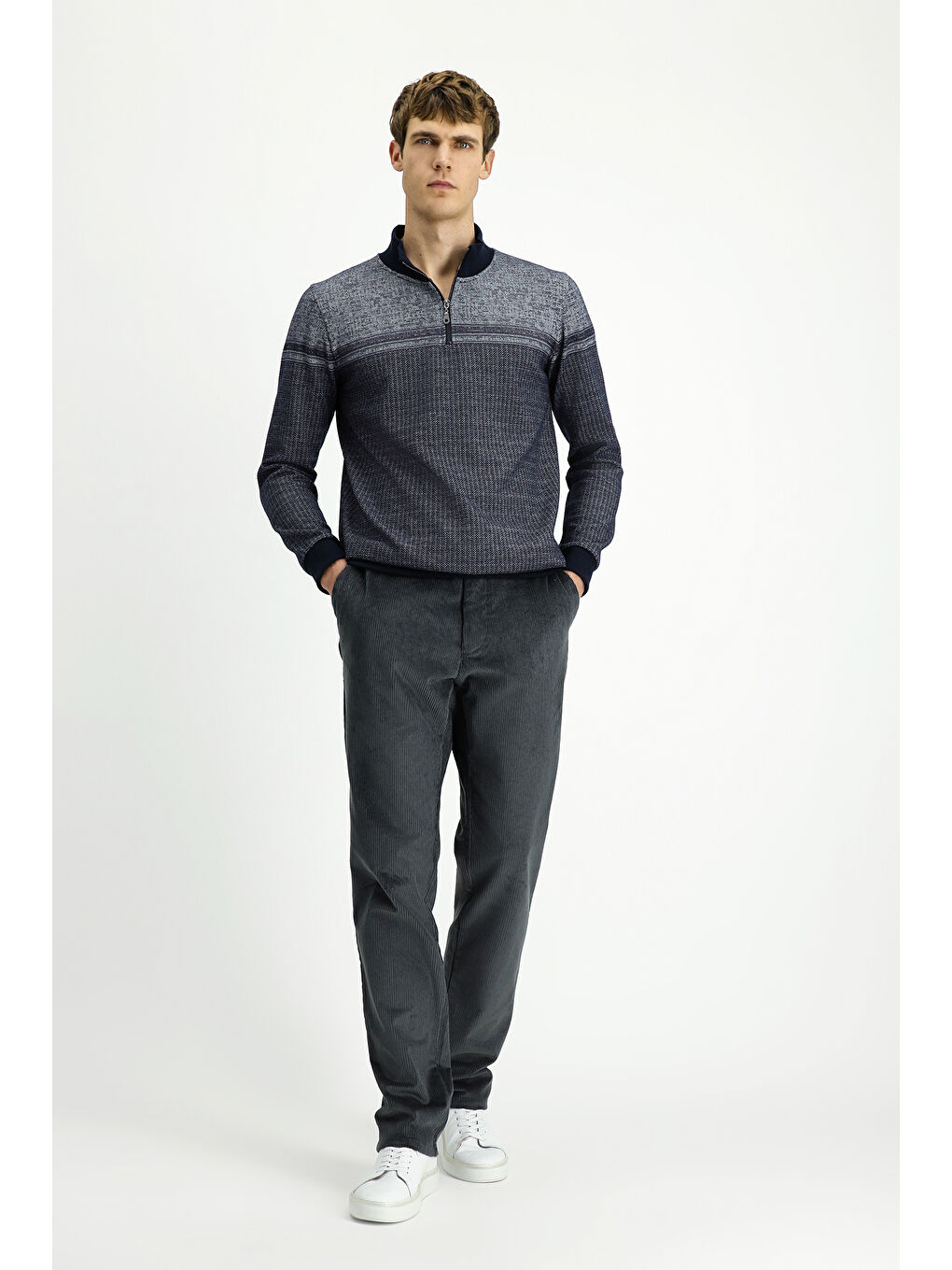 Lacivert Yarım Balıkçı Yaka Yaka Regular Fit Desenli Fermuarlı Pamuklu Sweatshirt-1