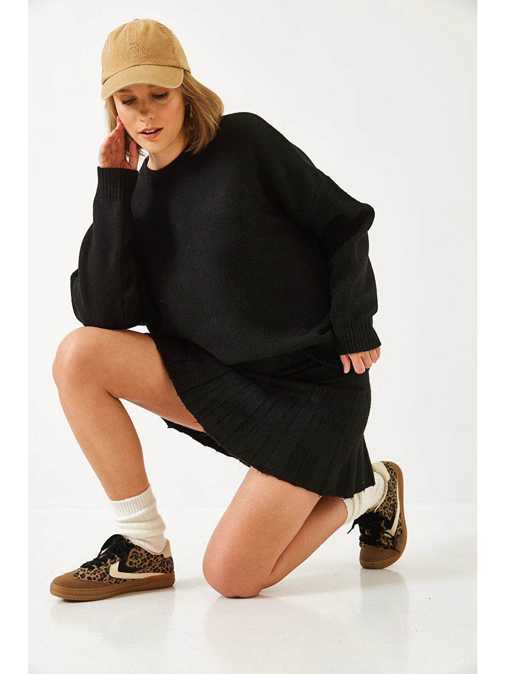 Siyah Kadın Etekli Triko Alt Üst Takım-3