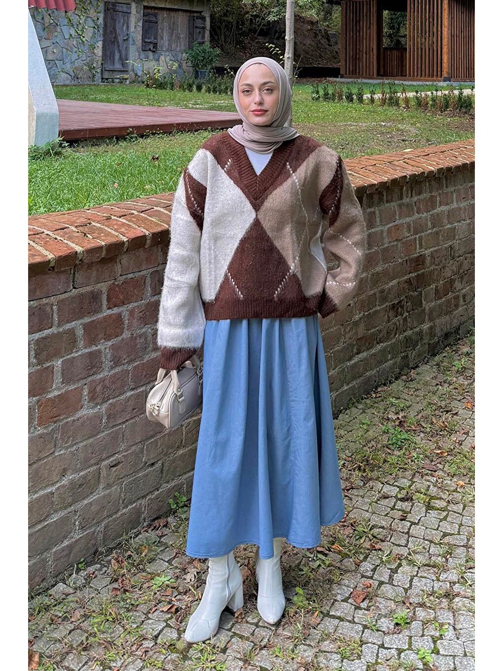 Baklava Desen Kazak Kahverengi