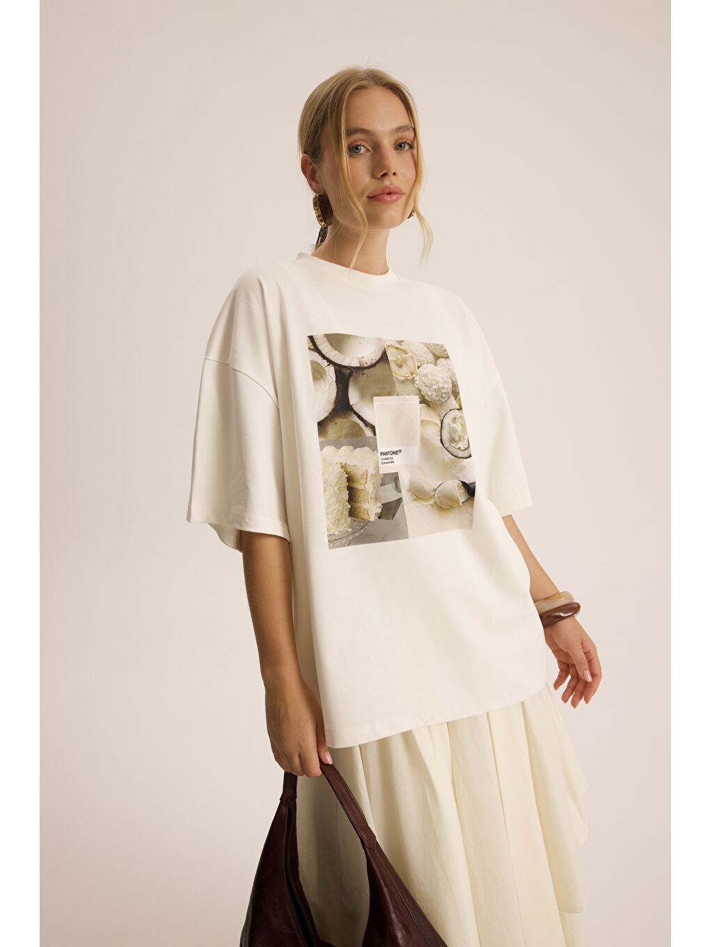 Coconut Milk Beyaz Oversize T-Shirt-6