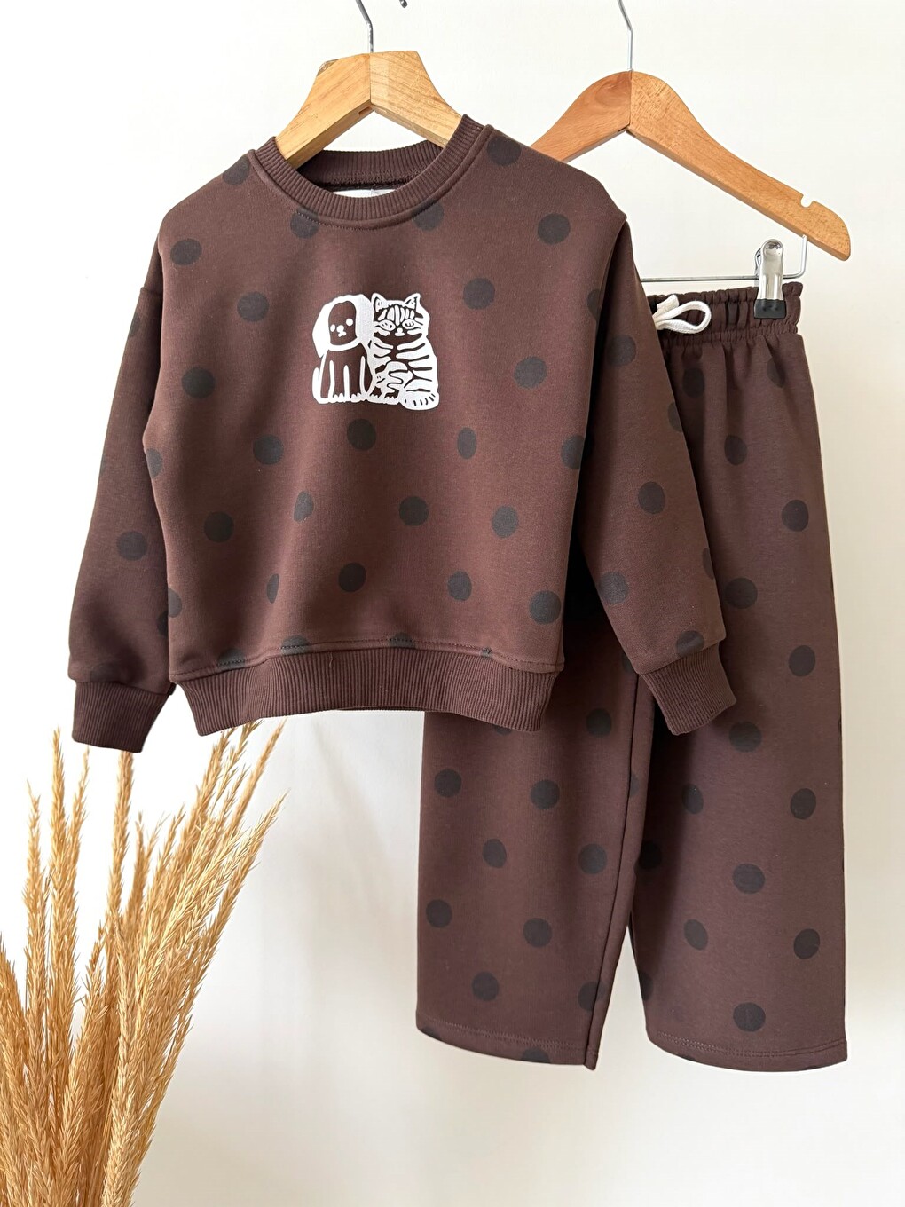 Lacivert Çocuk Pamuklu Baskılı Kahverengi Puantiyeli Sweatshirt Ve Eşofman Takımı-1