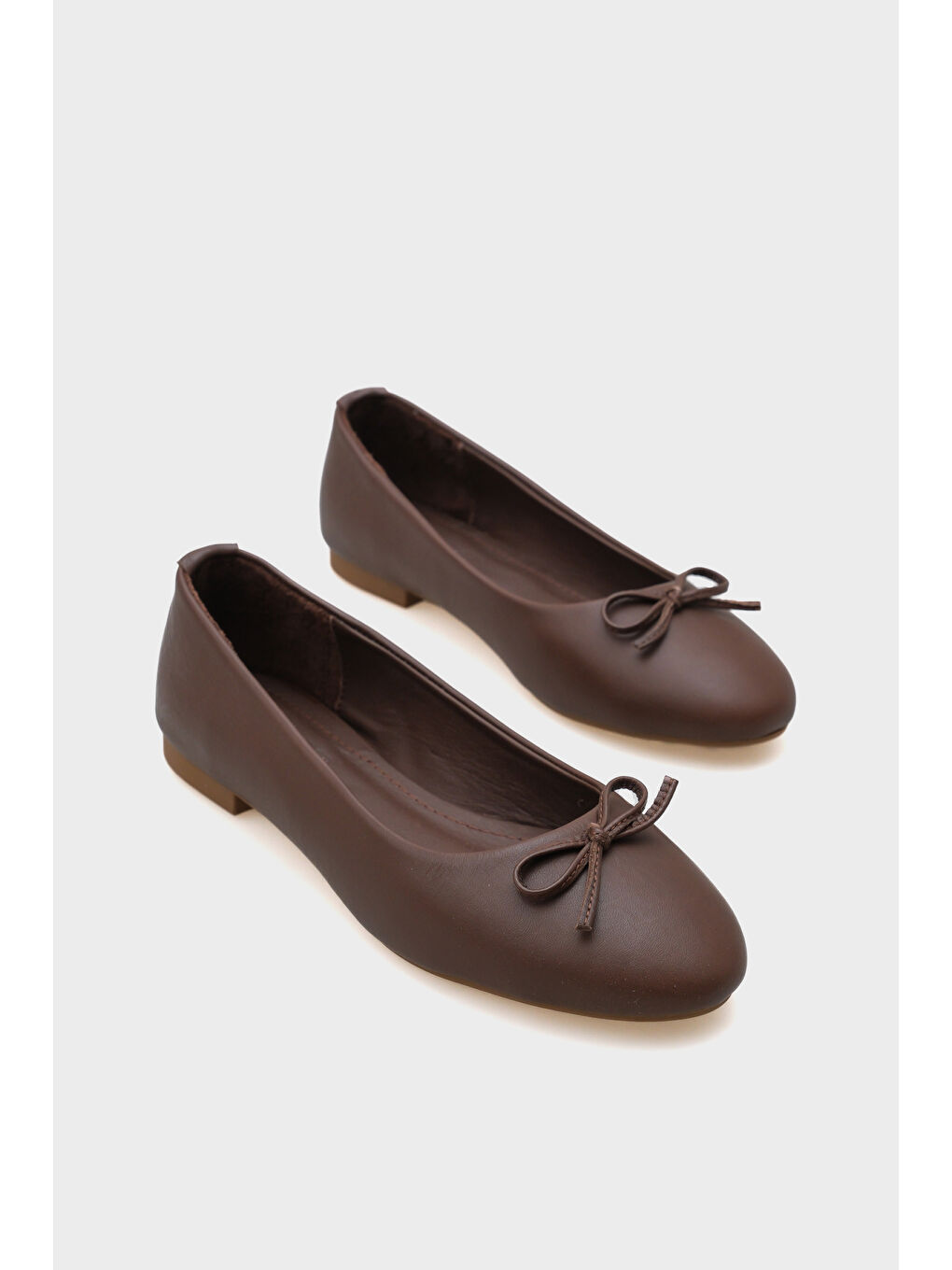 Kahverengi Bloom Hakiki Deri Fiyonklu Yuvarlak Burunlu Kadın Babet-1