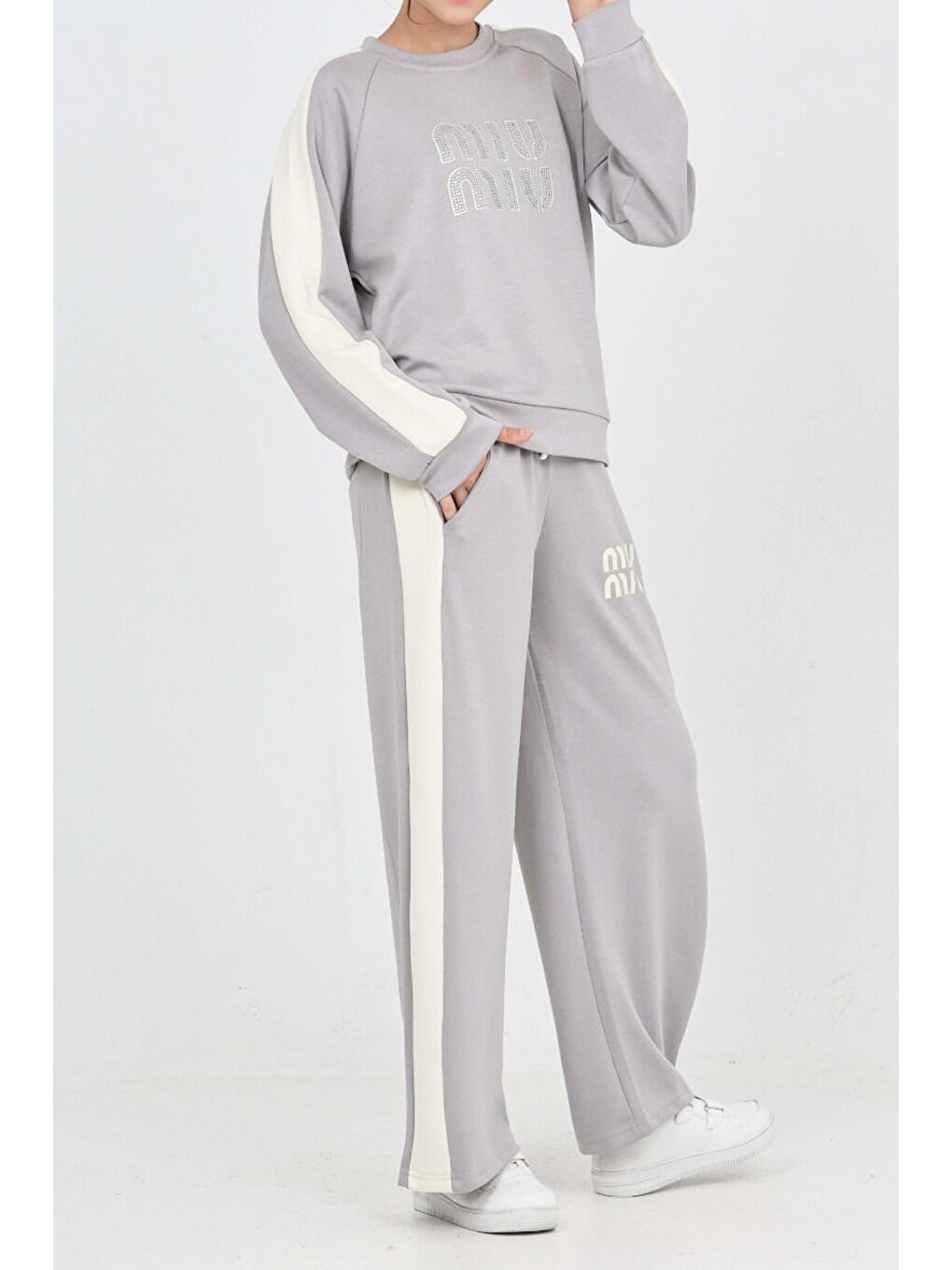 Gri Kız Çocuk Oysho Kumaş Şerit Garni Detaylı Alt-Üst Takım 12302-1