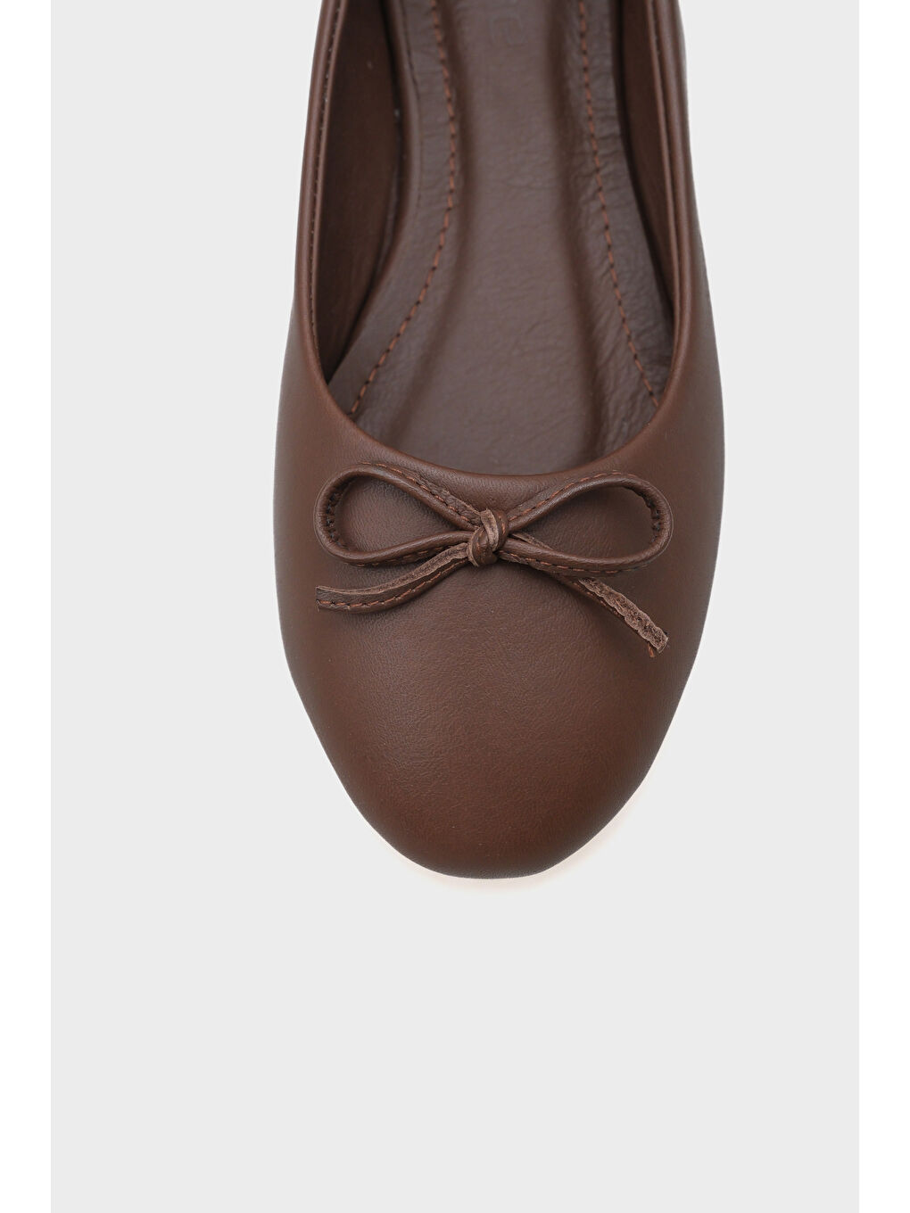 Kahverengi Bloom Hakiki Deri Fiyonklu Yuvarlak Burunlu Kadın Babet-2