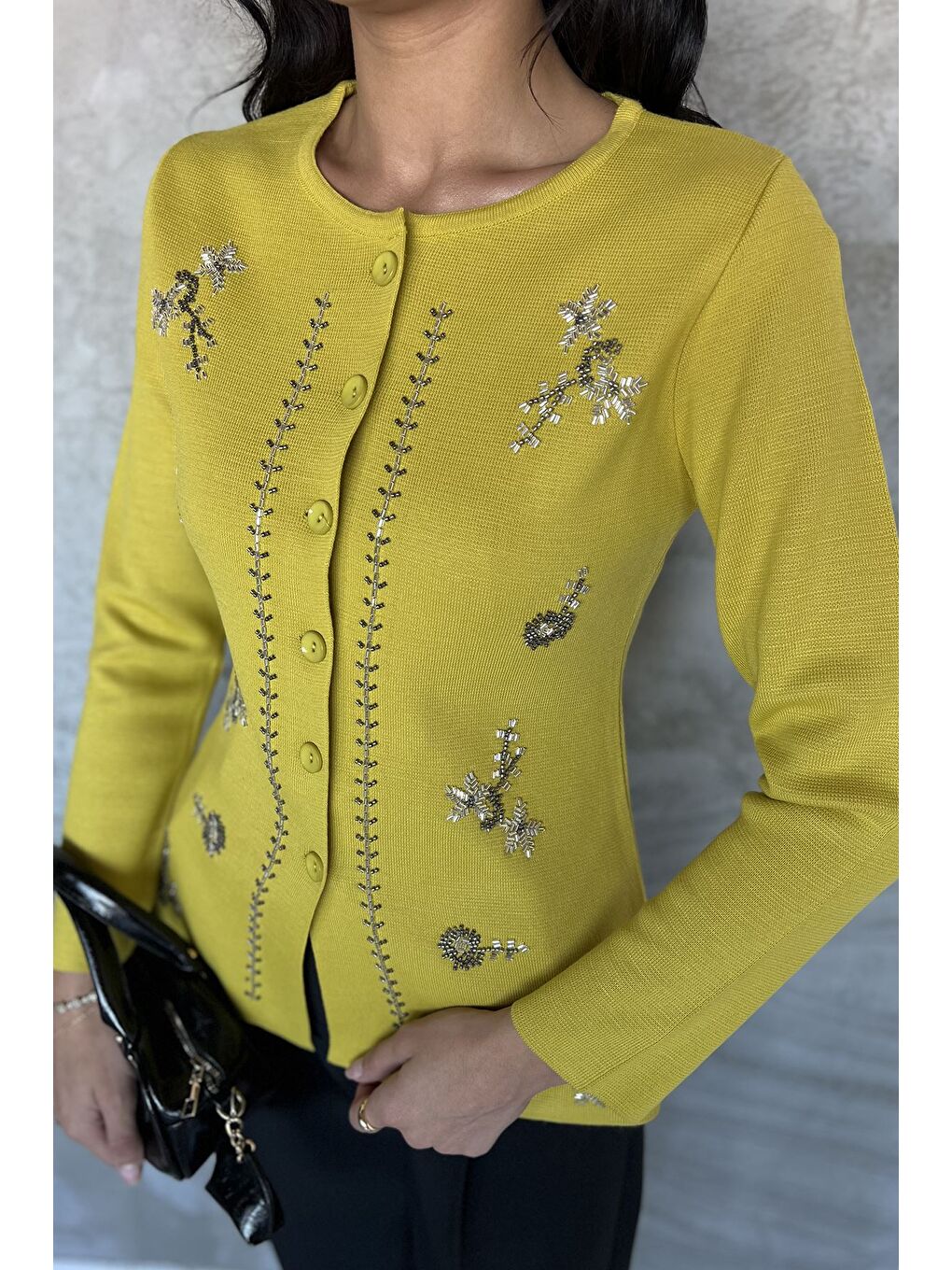 Yeşil Taşlı Triko Hırka