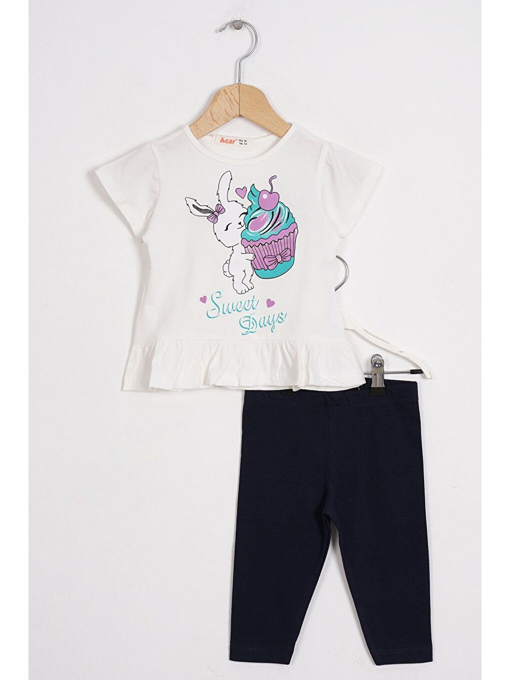 Bisiklet Yaka Kısa Kol Sweet Days Baskılı Ekru Renk Kız Çocuk Taytlı Takım