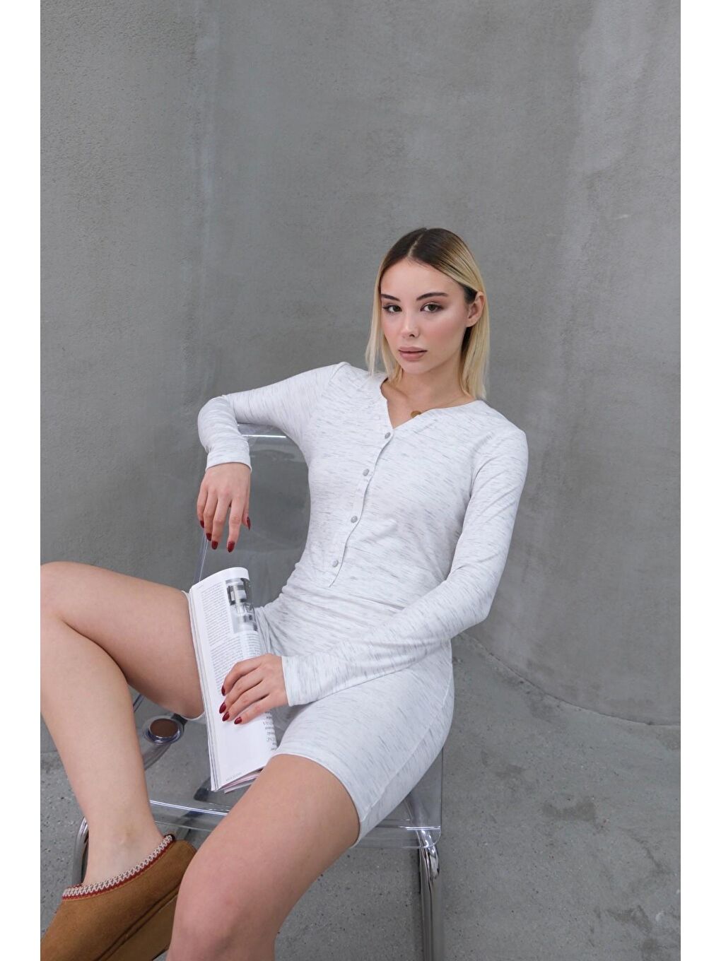 Uzun Kollu Soft Düğmeli Kısa Tulum Romper Gri-2