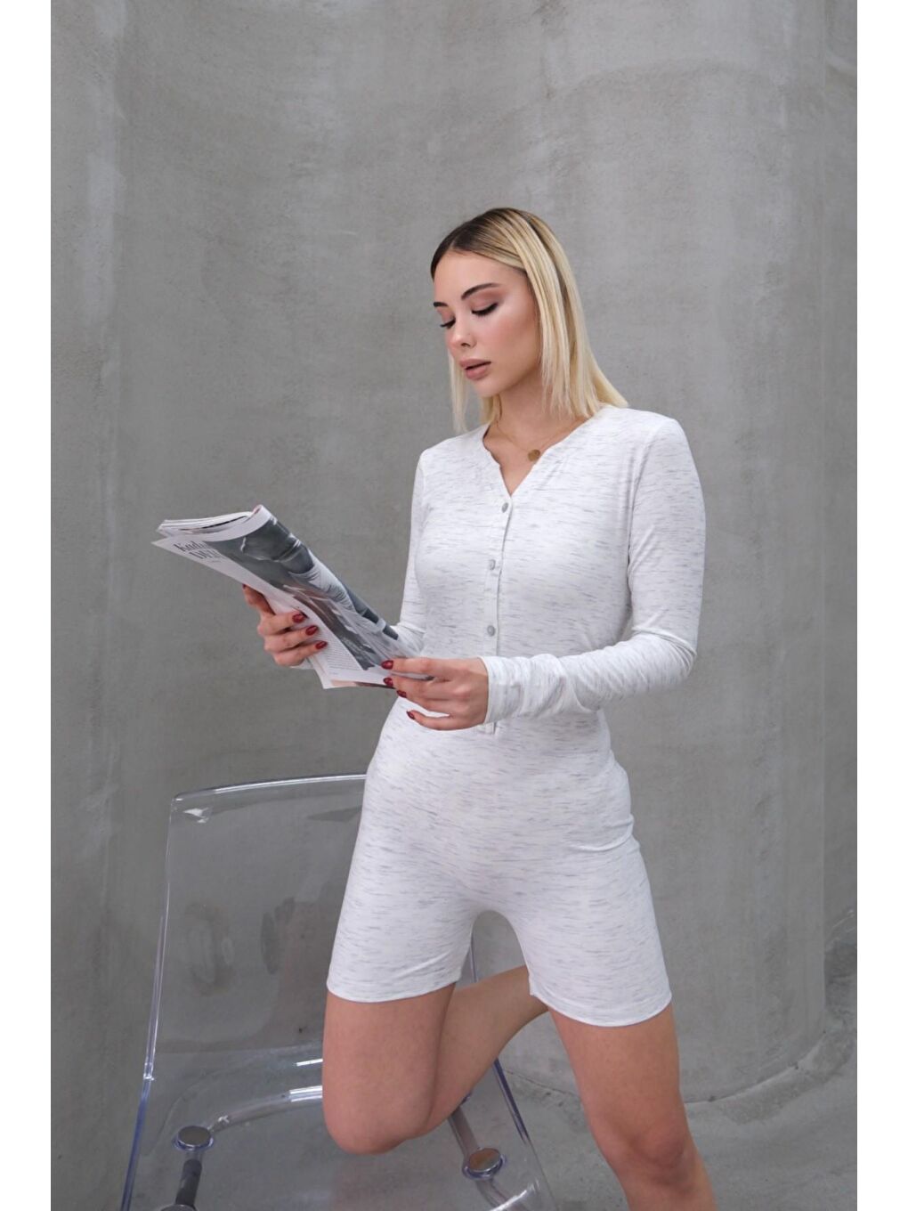 Uzun Kollu Soft Düğmeli Kısa Tulum Romper Gri-3