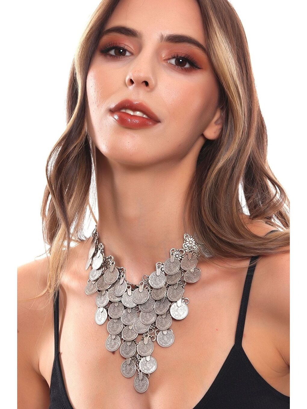 Gri Kadın Antik Gümüş Kaplama Tuğra Baskılı Pul Detaylı El Yapımı Tasarım Kolye-1