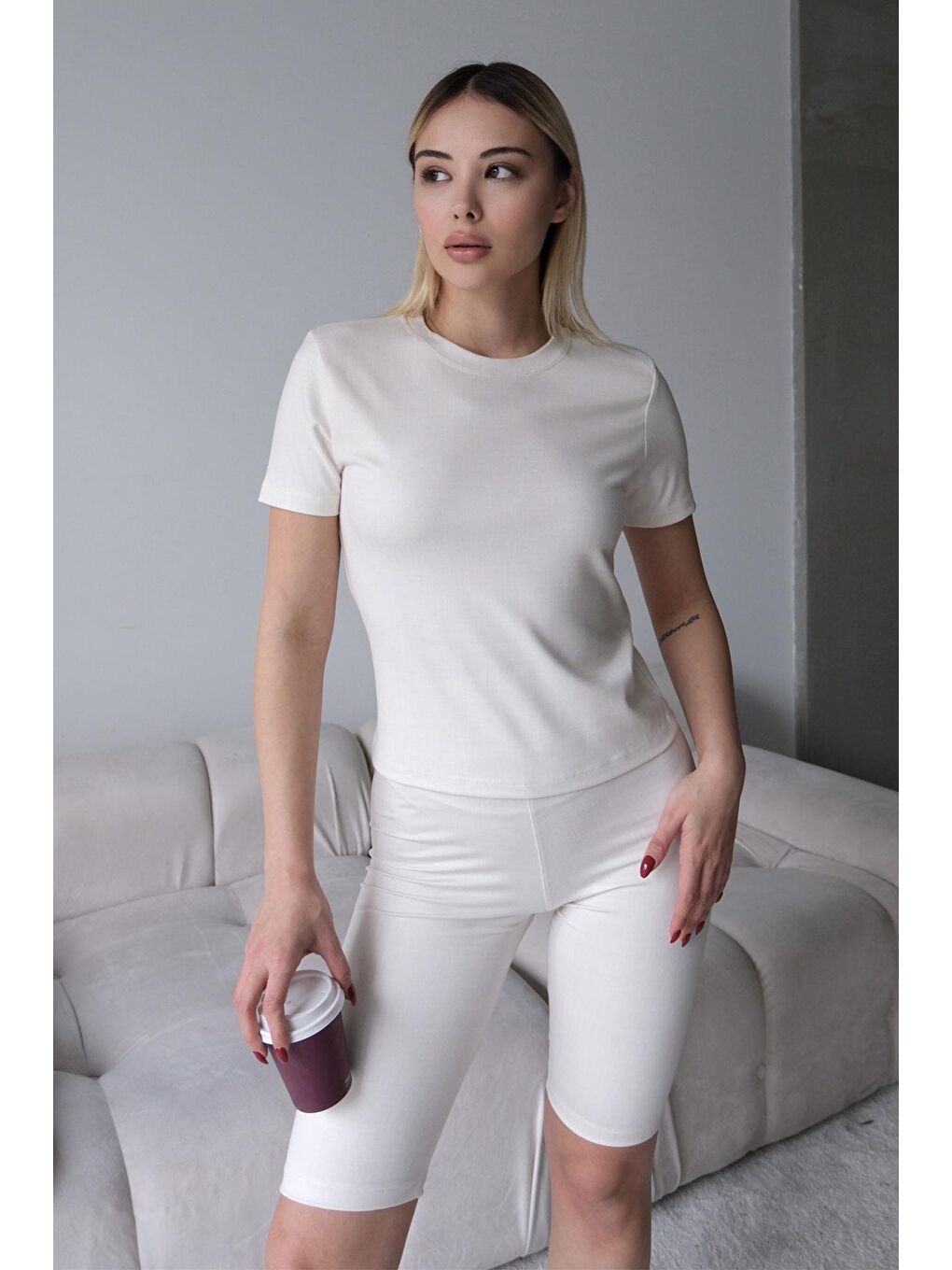 Yüksek Bel Soft Şort Bej-3