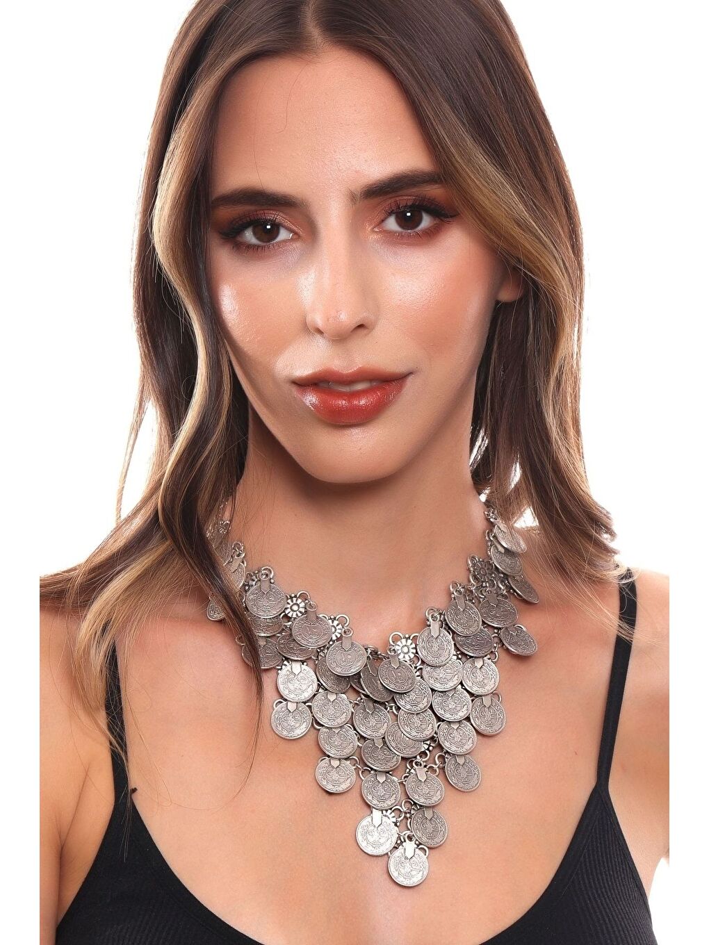 Gri Kadın Antik Gümüş Kaplama Tuğra Baskılı Pul Detaylı El Yapımı Tasarım Kolye-2