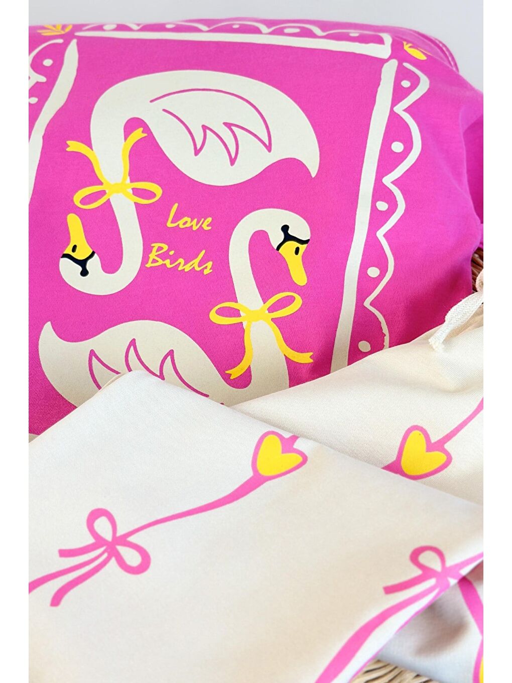 Kız Çocuk Pamuklu Kuğu Baskılı Pembe T-Shirt Ve Eşofman Alt Üst Takım-2