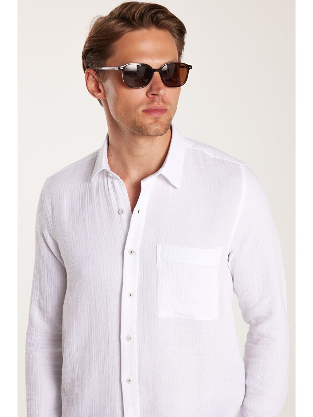 Erkek Regular Fit Klasik Kesim %100 Pamuk Müslin Kumaş Dökümlü Düz Beyaz Gömlek-1