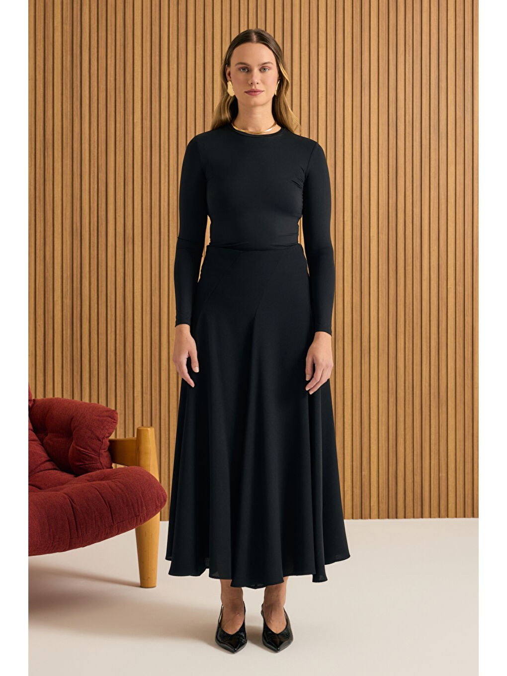 Siyah Kuplu Crep Kloş Etek-1