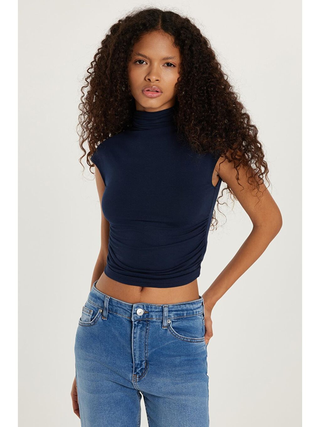 Kadın Regular Fit Sıfır Kol Lacivert Bluz-1