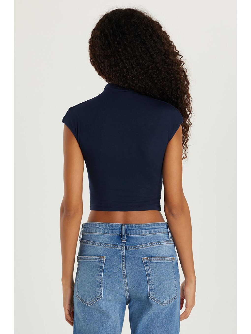 Kadın Regular Fit Sıfır Kol Lacivert Bluz-4