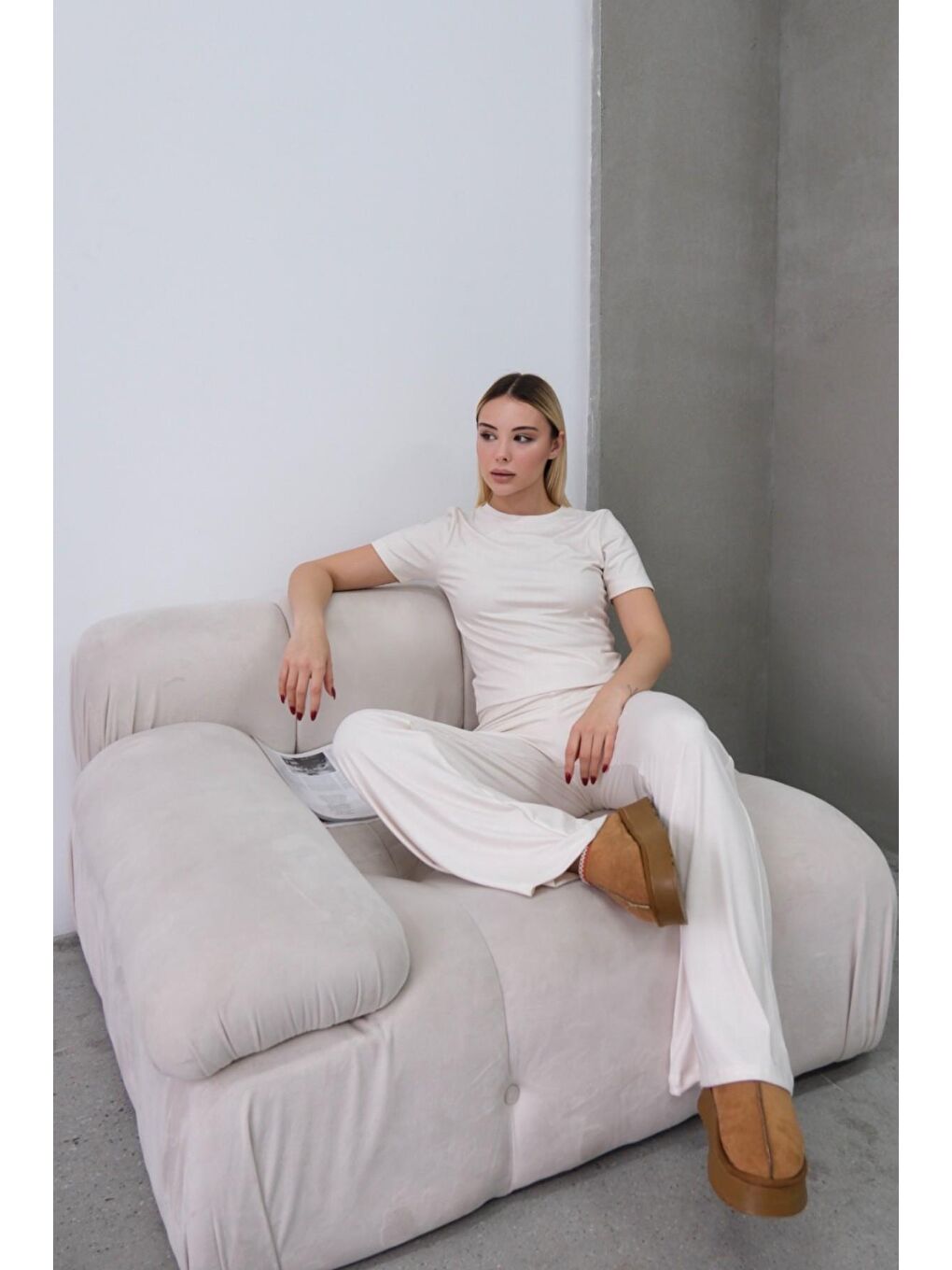 Yüksek Bel Soft İspanyol Paça Pantolon Bej-4