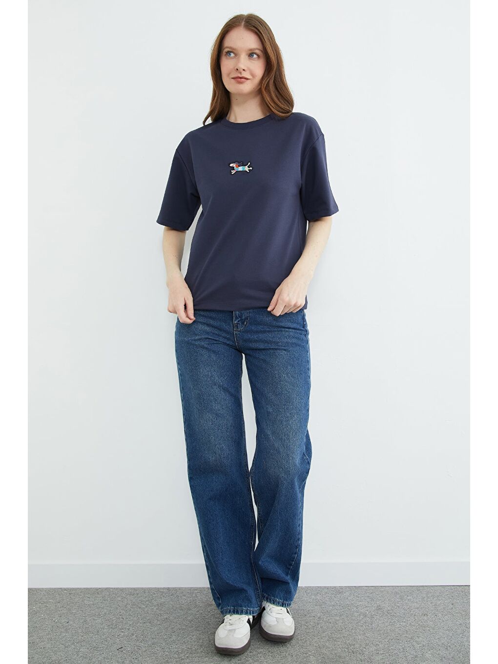 Lacivert Köpek Nakışlı Bisiklet Yaka Salaş Tişört-1