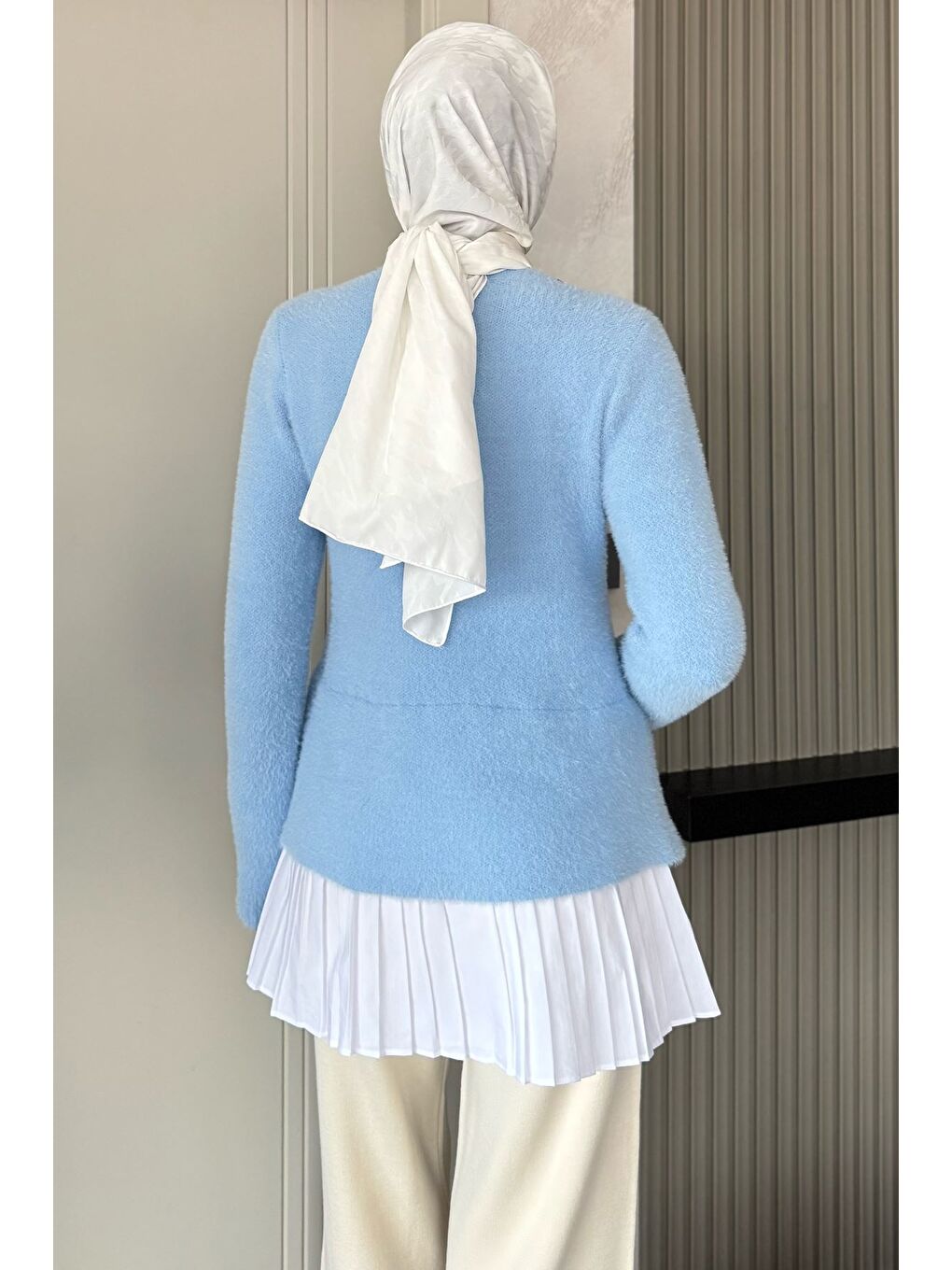 Mavi İnci Ve Taş İşlemeli Garnili Yumoş Tesettür Triko Kazak (s-m-l Beden Uyumludur.)-7