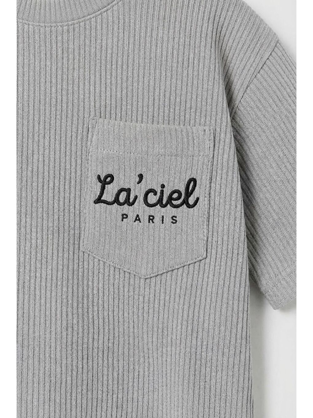 Unisex Çocuk Pamuklu Gri Gofre Tişört Şort Takım - Cep Nakış Detaylı-2