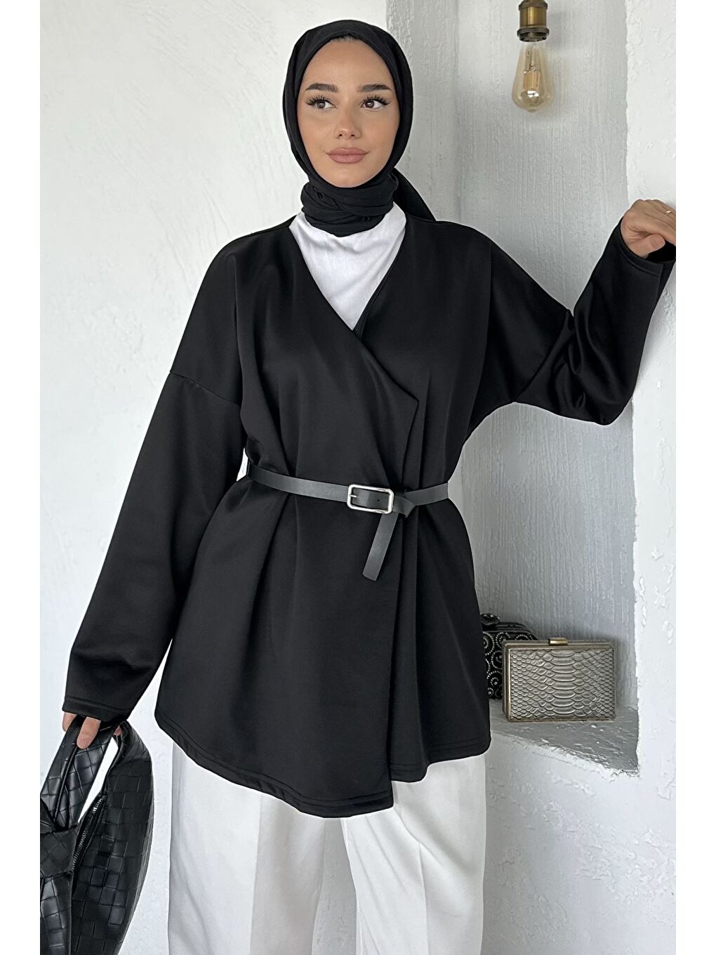 Siyah Elastanlı Tesettür Ceket-3