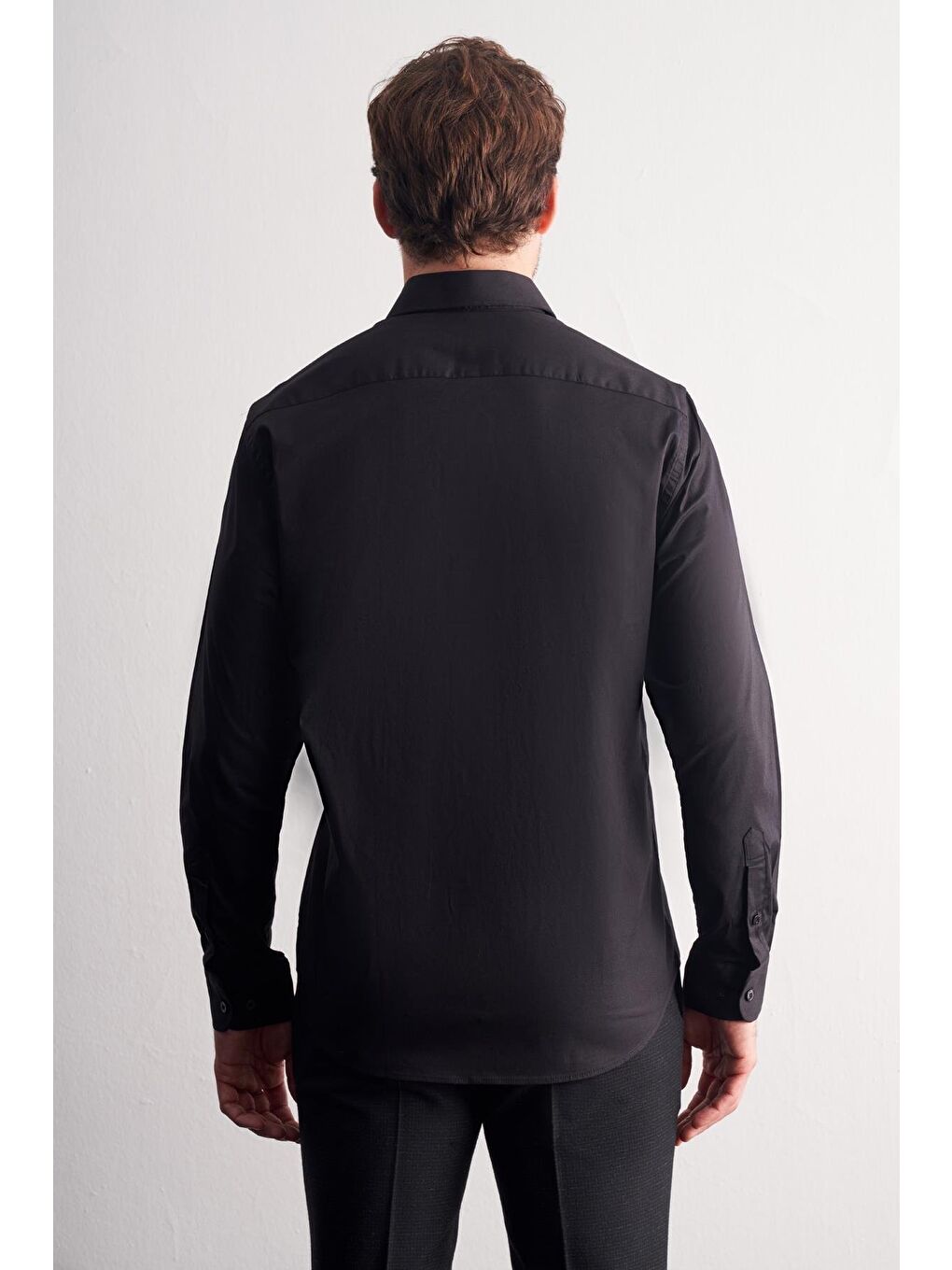 Siyah Yarım İtalyan Yaka Uzun Kol Slim Fit Pamuklu Gömlek 1004255189-4