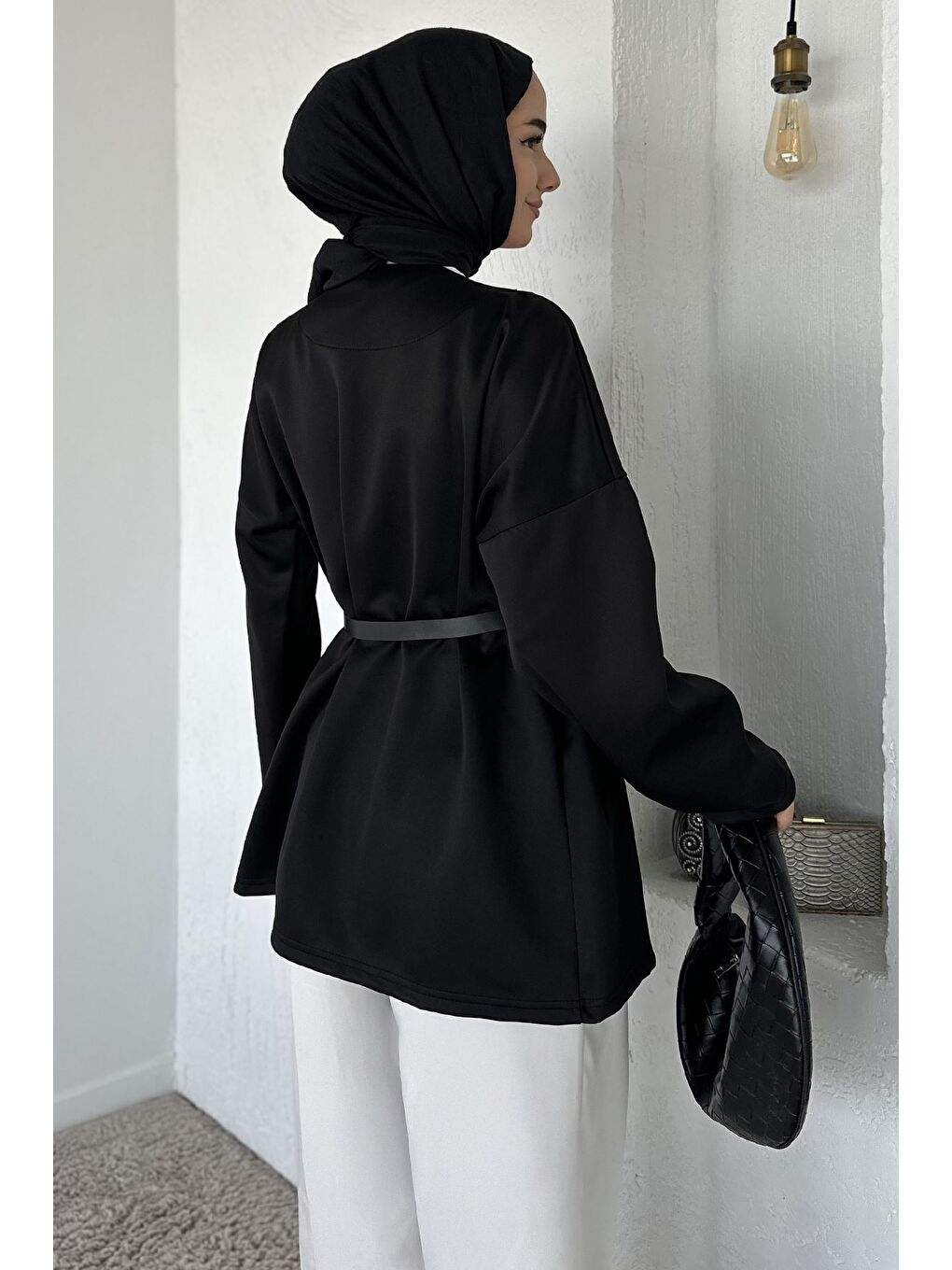 Siyah Elastanlı Tesettür Ceket-4