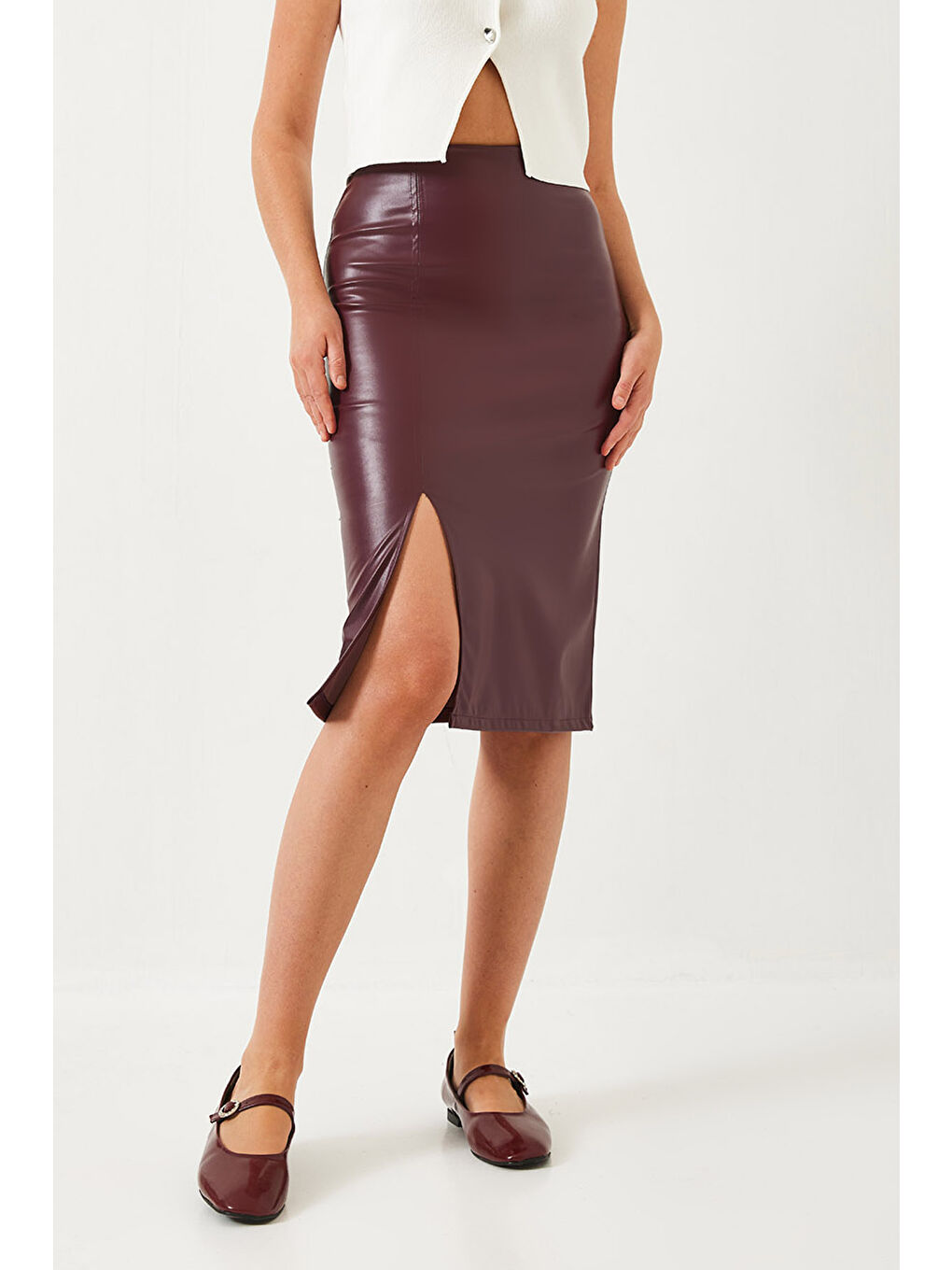 Bordo Kadın Yırtmaçlı Deri Kalem Etek