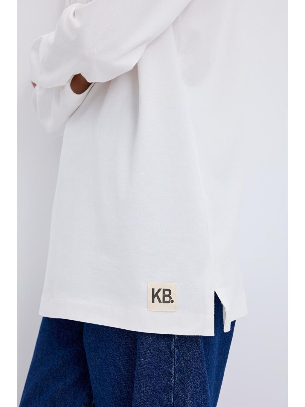 Polo Yaka Yandan Yırtmaçlı Sweatshirt Ekru-3