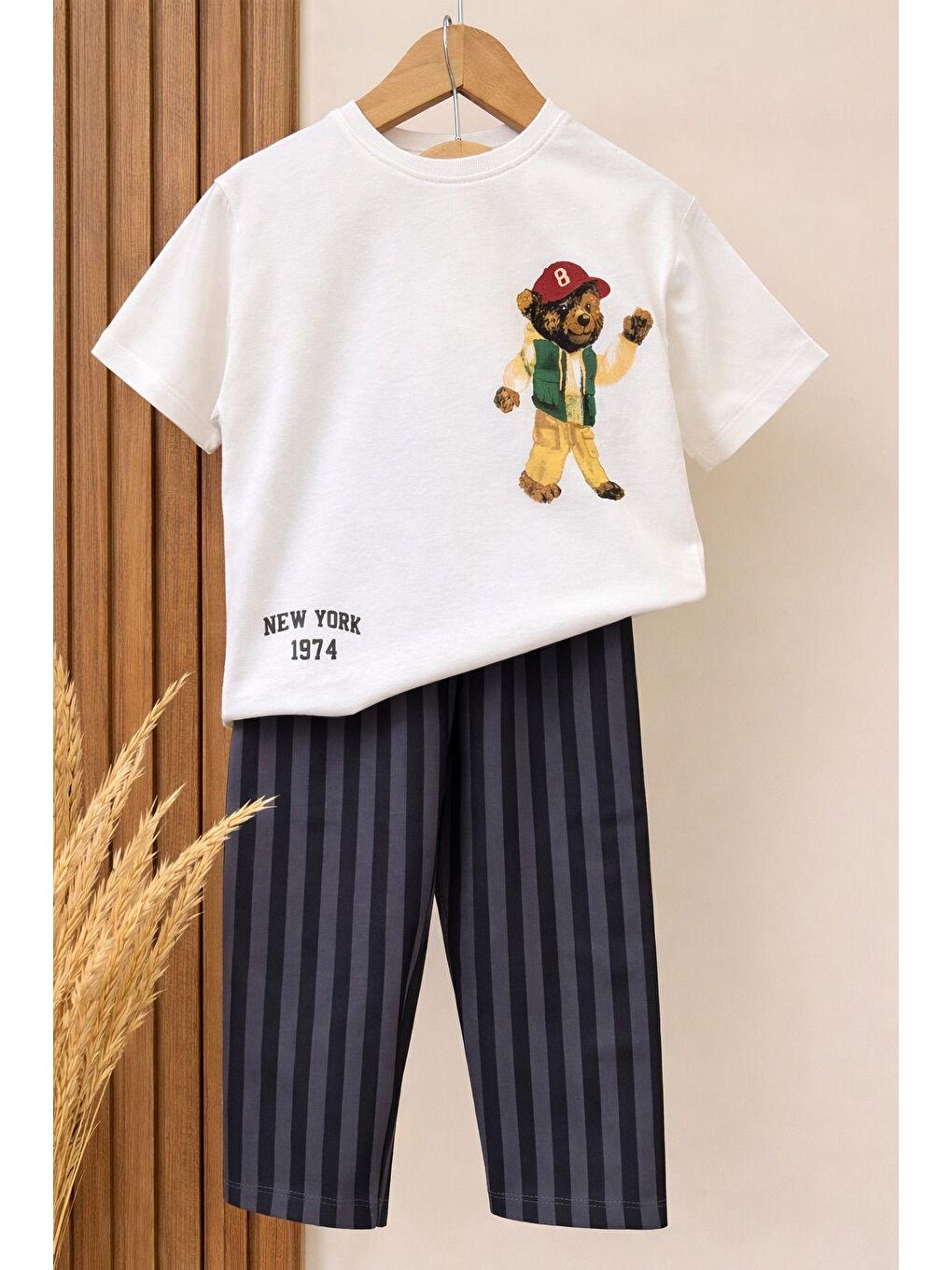 Karışık Erkek Çocuk Pamuklu Beyaz Baskılı T-Shirt Ve Çizgili Pantolon Takım-8