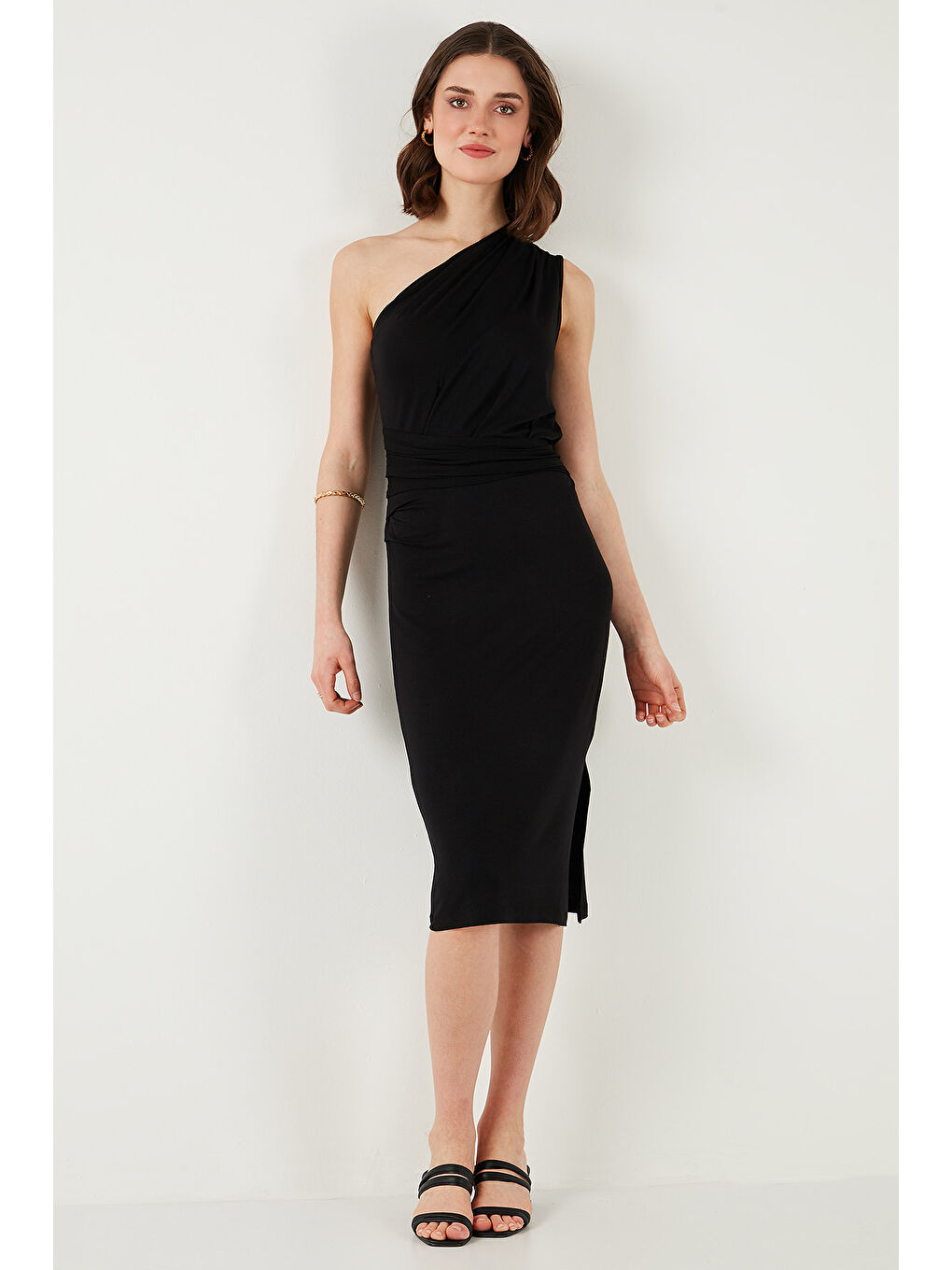 Siyah Slim Fit Tek Omuzlu Yırtmaçlı Bağlama Detaylı Midi Kadın Elbise 5866272-3