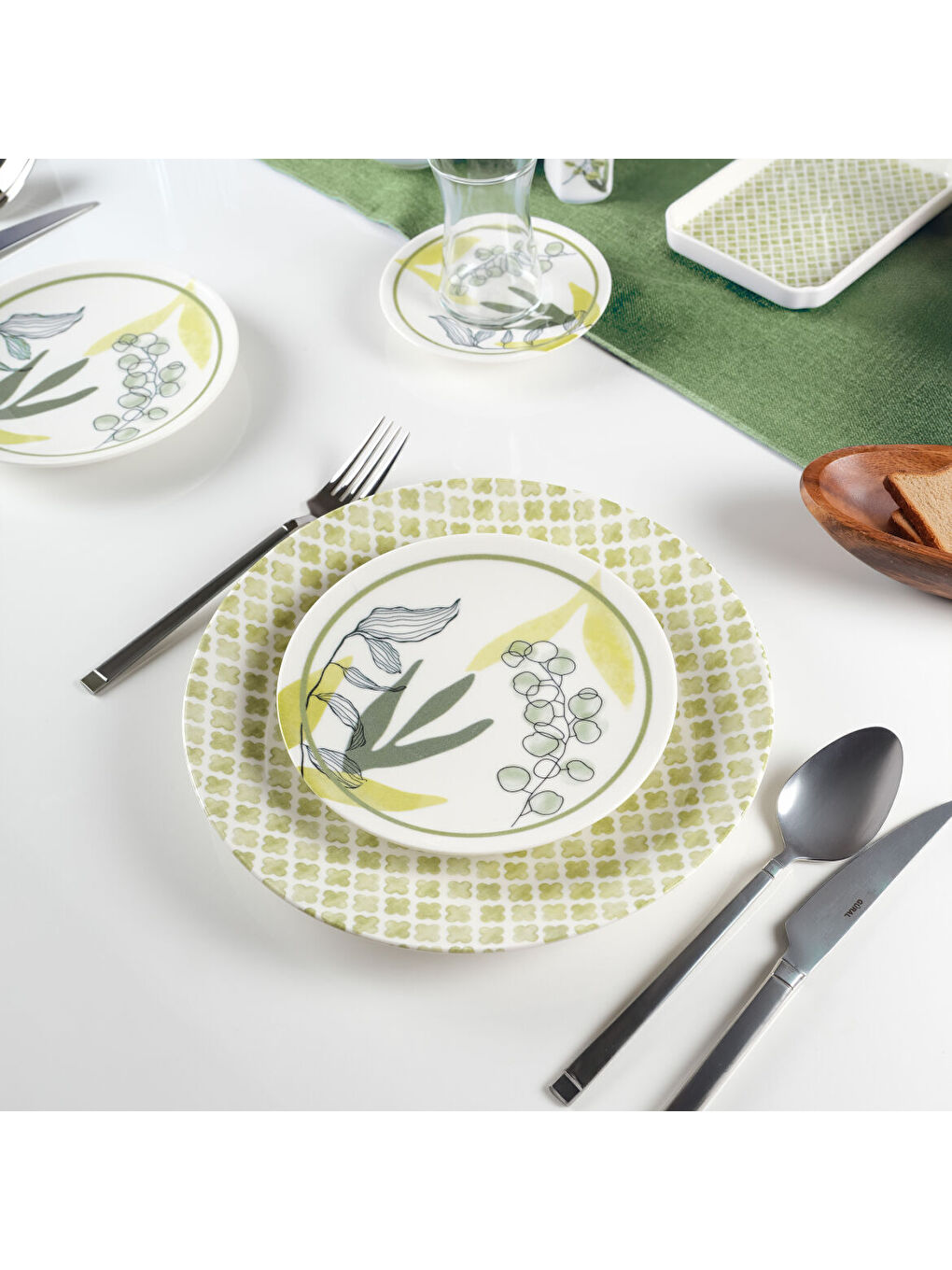 Ekru Camelia 30 Parça 6 Kişilik Kahvaltı Takımı 3555-1