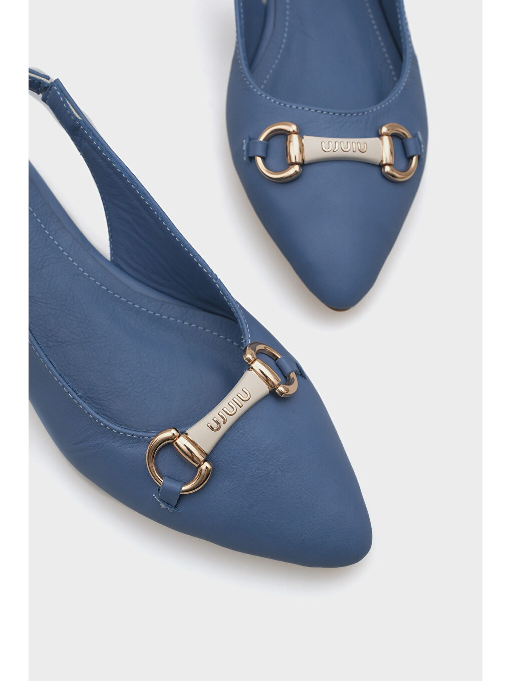 Mavi Bobby Hakiki Deri Sivri Burunlu Arkası Açık Tokalı Kadın Babet-4