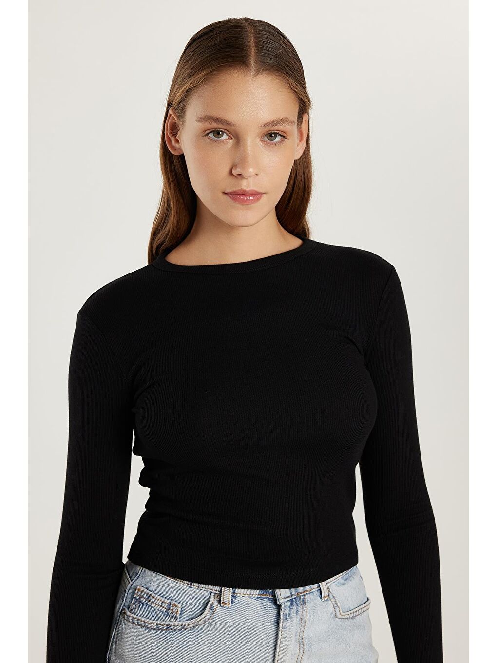 Kadın Modal Kumaş Slim Fit Dar Kesim Bisiklet Yaka Siyah Bluz