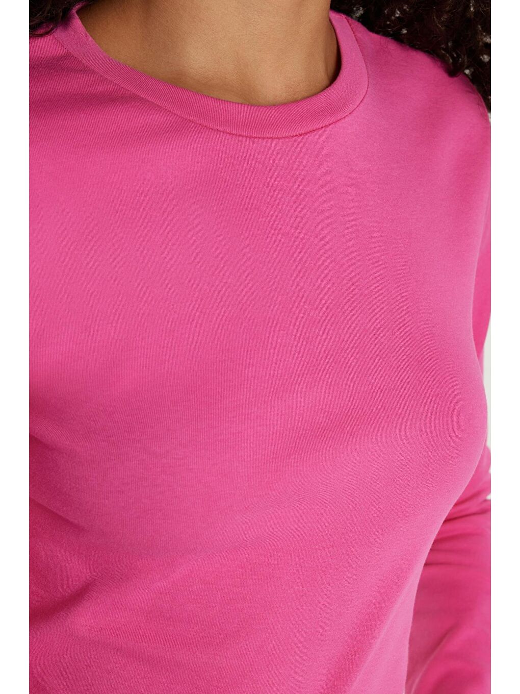 Kadın Slim Fit Pamuklu Uzun Kol Düz Bisiklet Yaka Fuşya Bluz-2