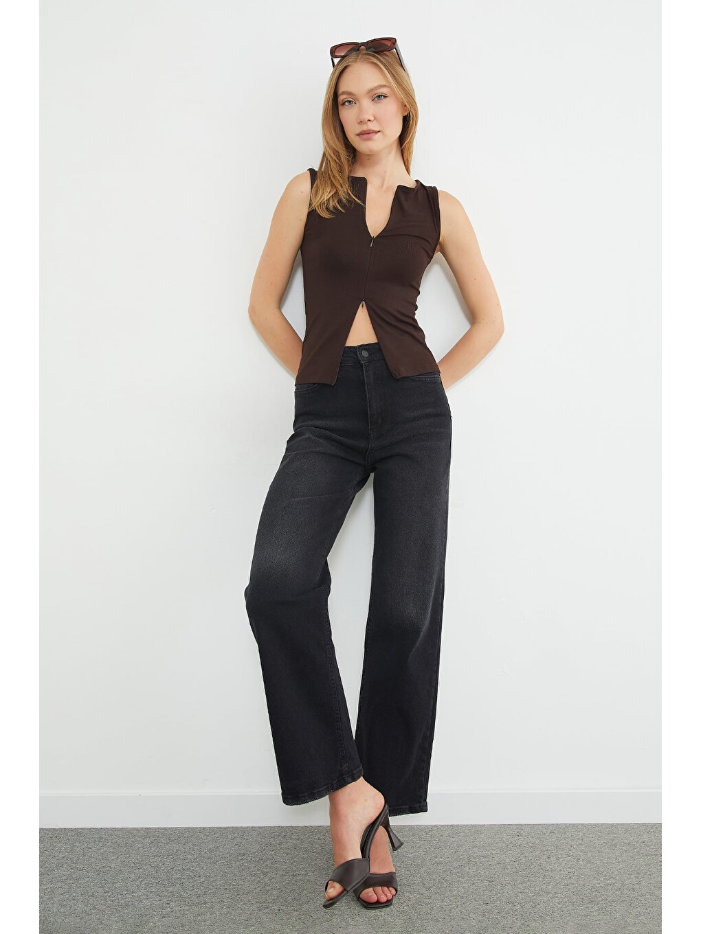 Kahverengi Çift Fermuarlı Slim Fit Bluz-1