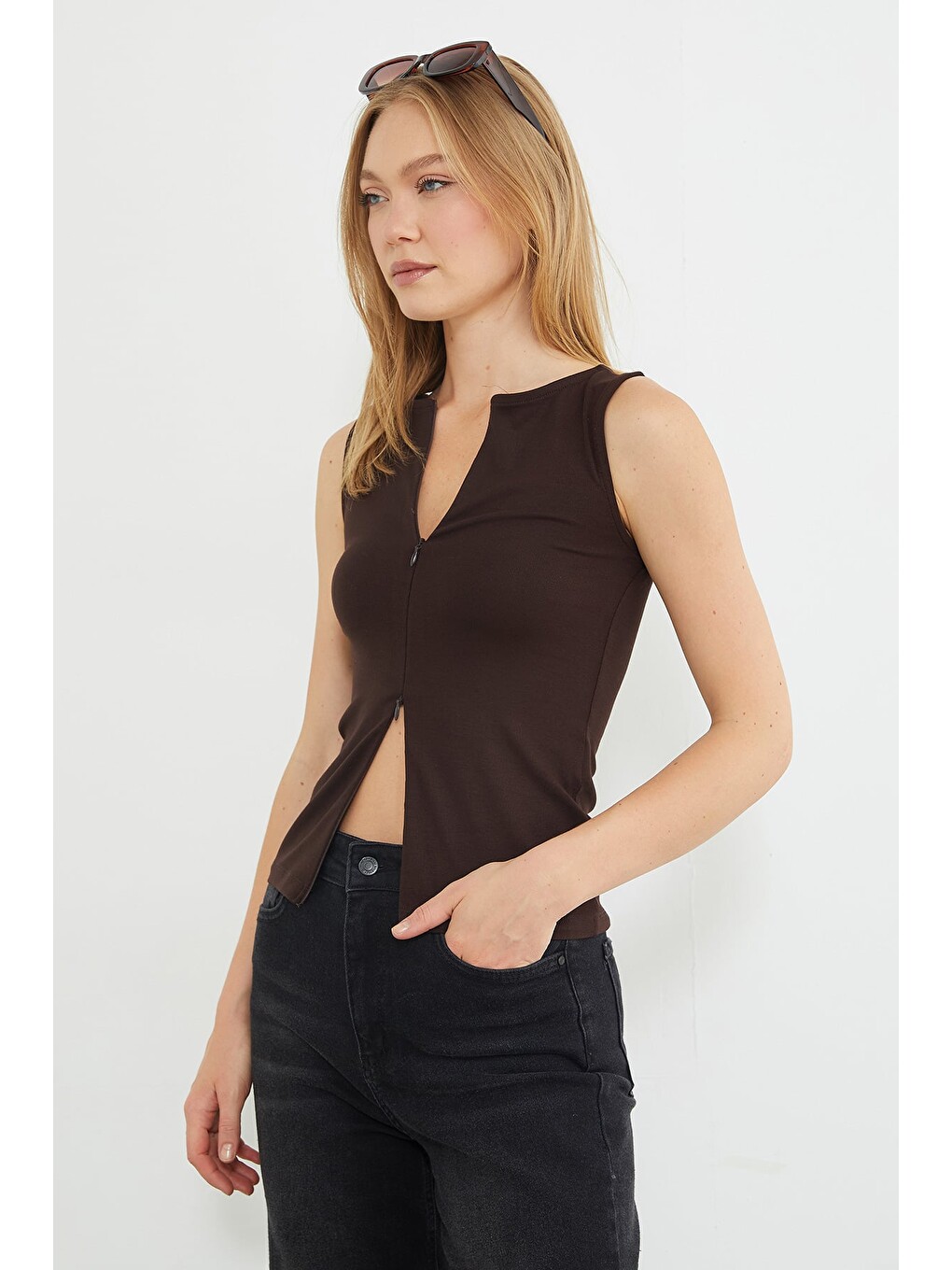 Kahverengi Çift Fermuarlı Slim Fit Bluz-3