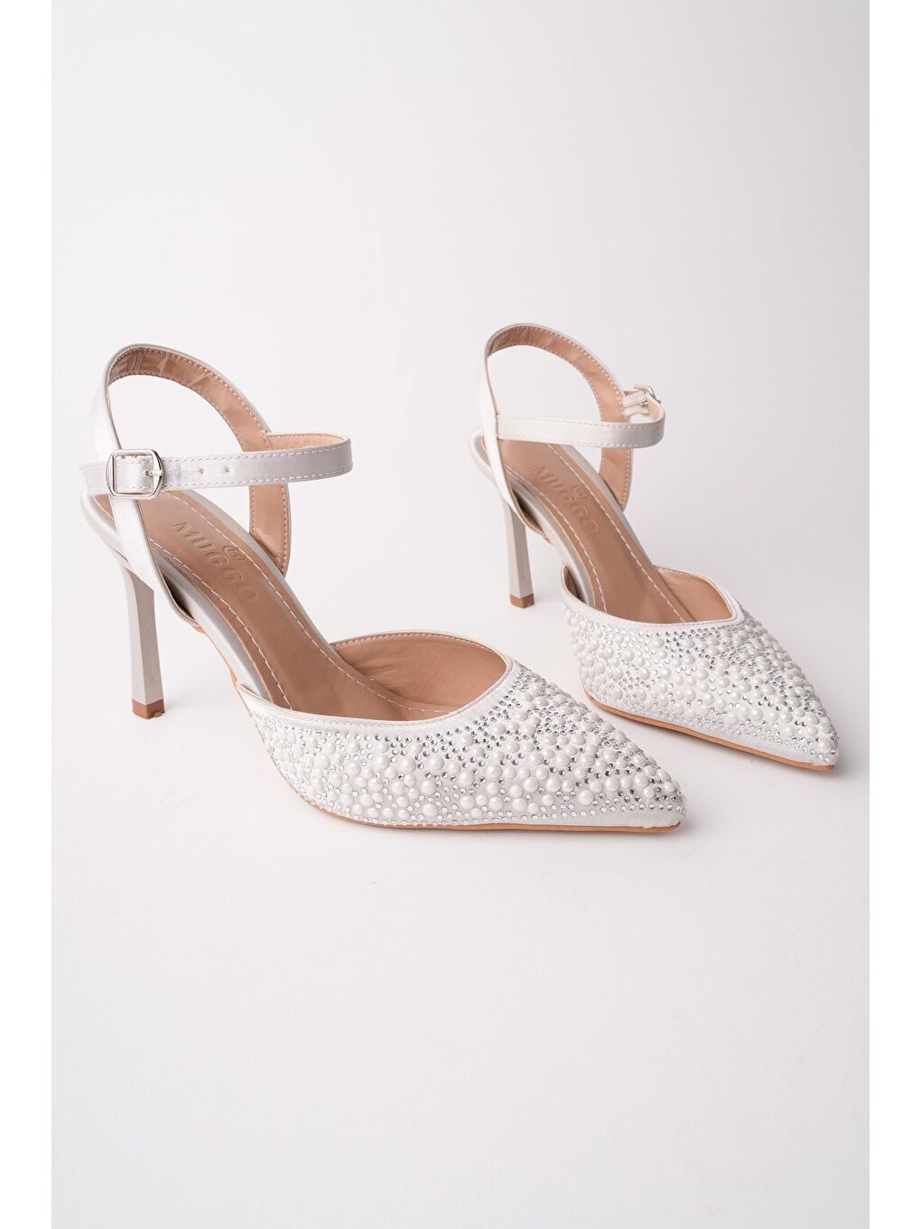 Gri CLUJ İnci Taş İşlemeli Sivri Burun Bilekten Bantlı Kadın Abiye Topuklu Ayakkabı